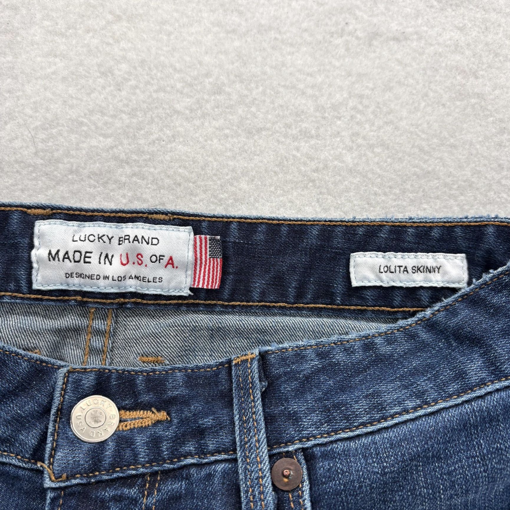 Lucky Brand Lucky Brand Lolita Mid Rise Skinny Jeans Womens 28 Blue White Oak Denim USA Slim Stretch Pockets 5-Pocket Rise Mid Inseam 32"} Size 28" / US 6 / IT 42 - 4 Thumbnail