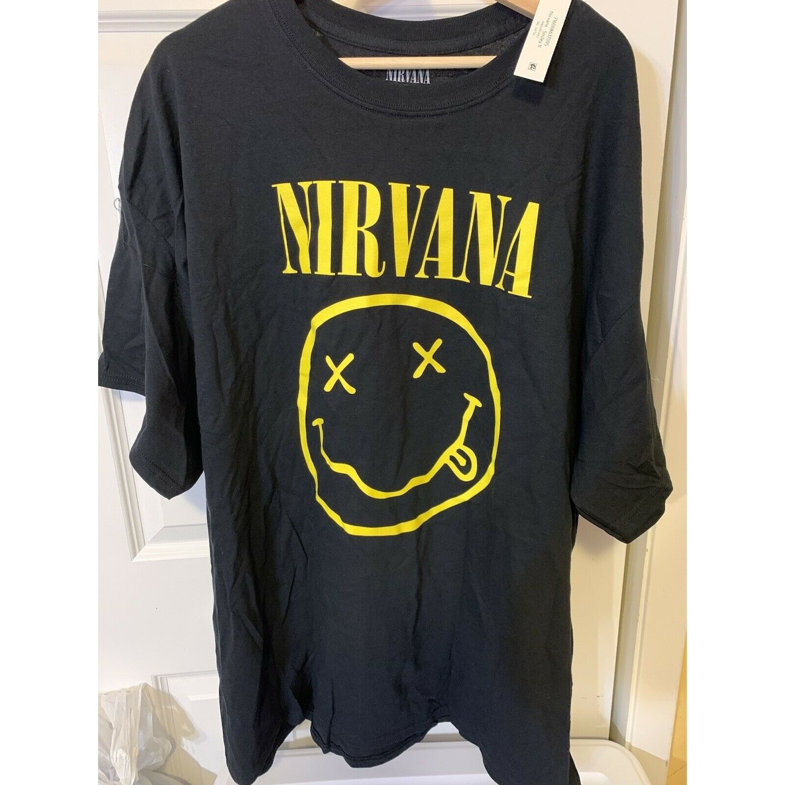 Nirvana New Nirvana Men's Sz 3XL Black Yellow Logo Short Sleeve T-Sh Size US XXL / EU 58 / 5 - 1 Thumbnail