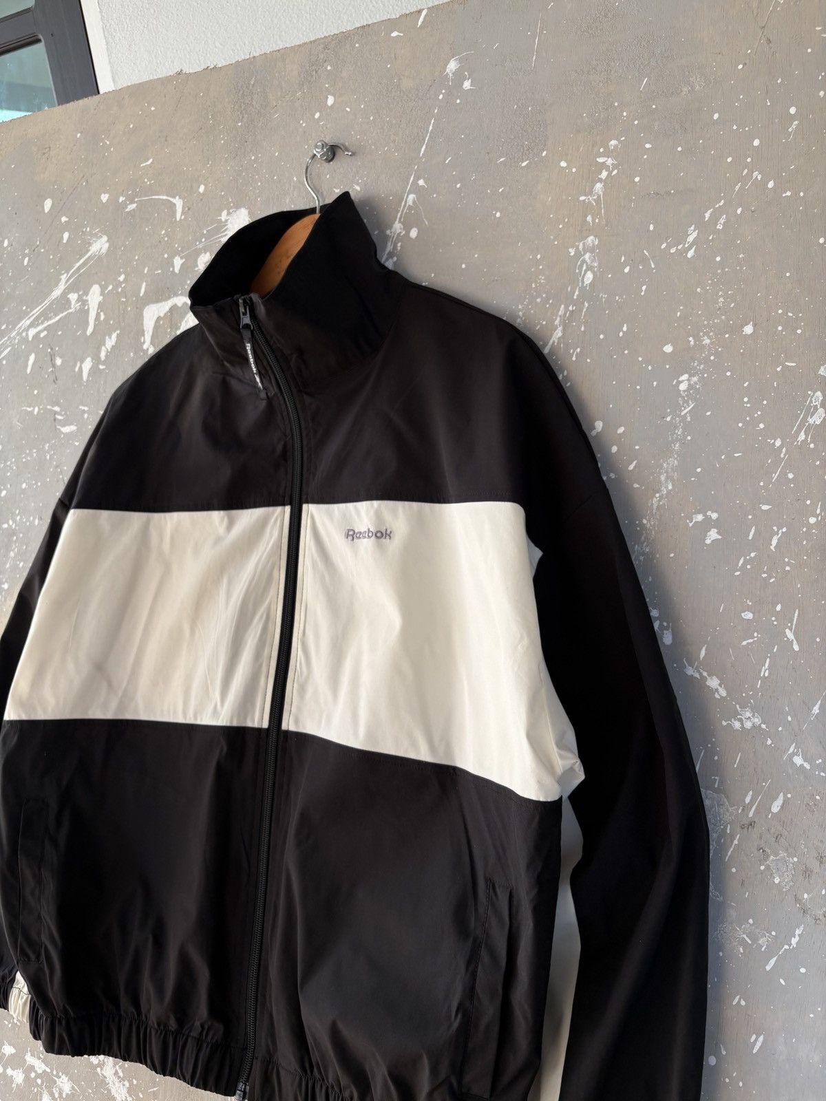 Japanese Brand Sportswear Reebok Windbreaker Jacket Inspired by Balenciaga Size US S / EU 44-46 / 1 - 2 Thumbnail