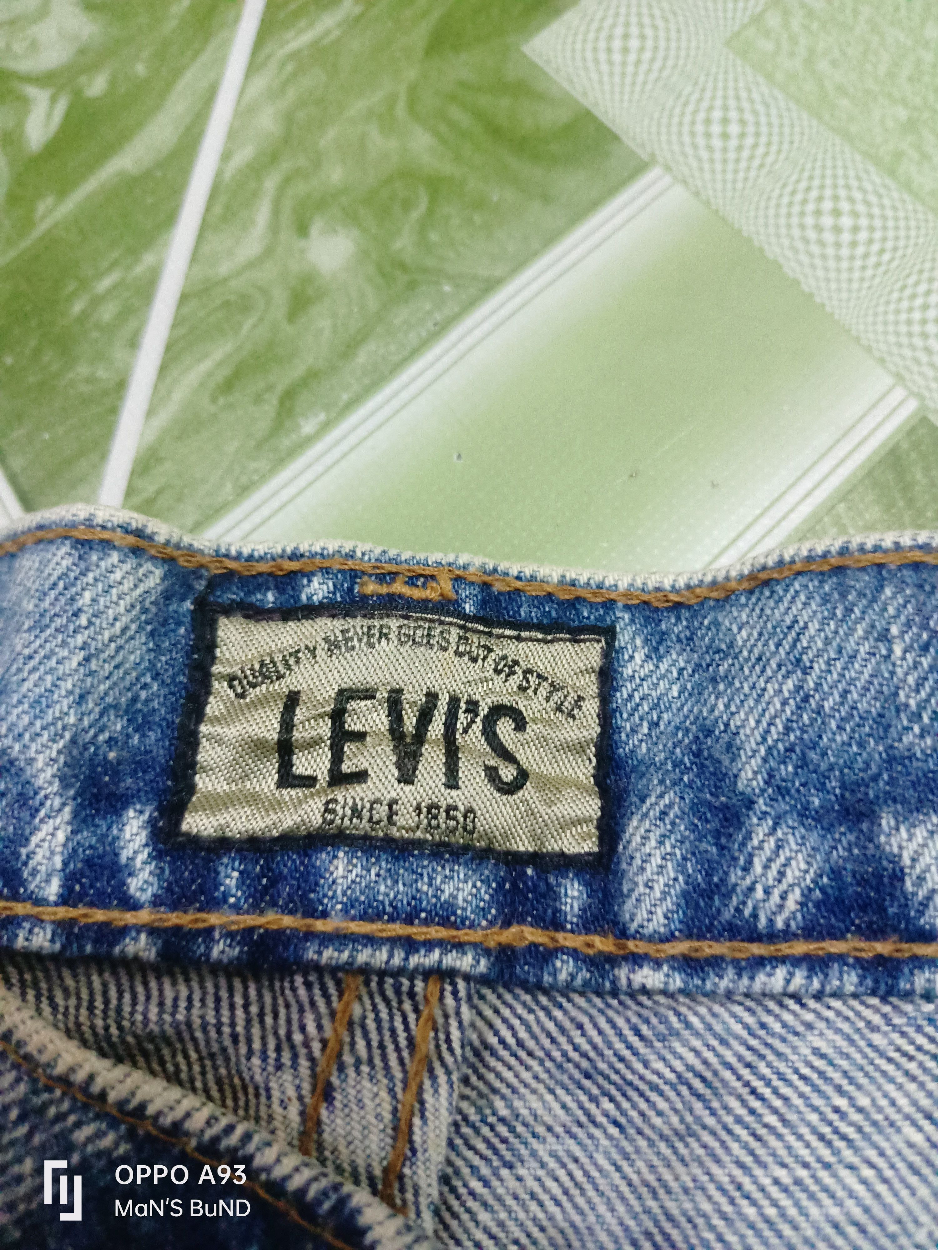 Levi's Vintage Clothing Distressed Levi's Acid Wash Size US 33 - 9 Thumbnail