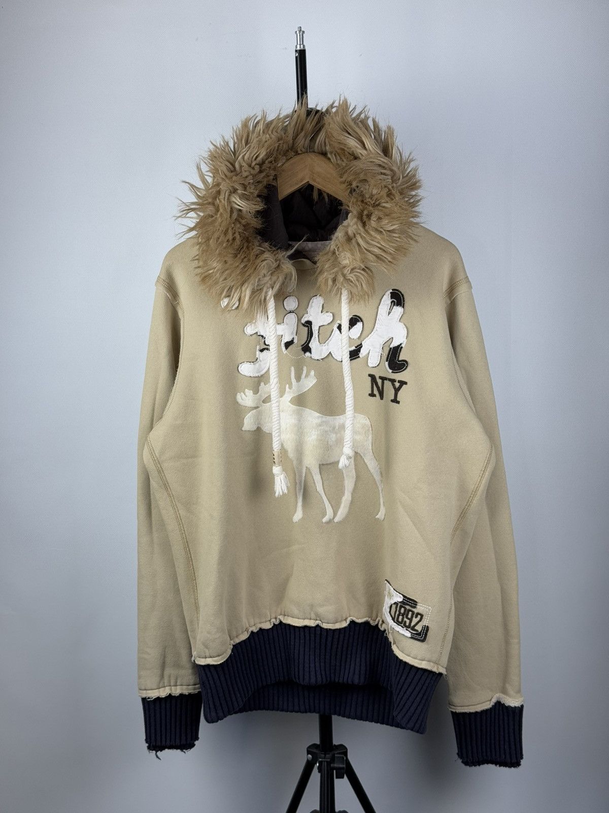 Abercrombie & Fitch × If Six Was Nine Vintage Japanese Y2K Abercrombie & Fitch Fur Zip Up Hoodie Size US L / EU 52-54 / 3 - 2 Thumbnail