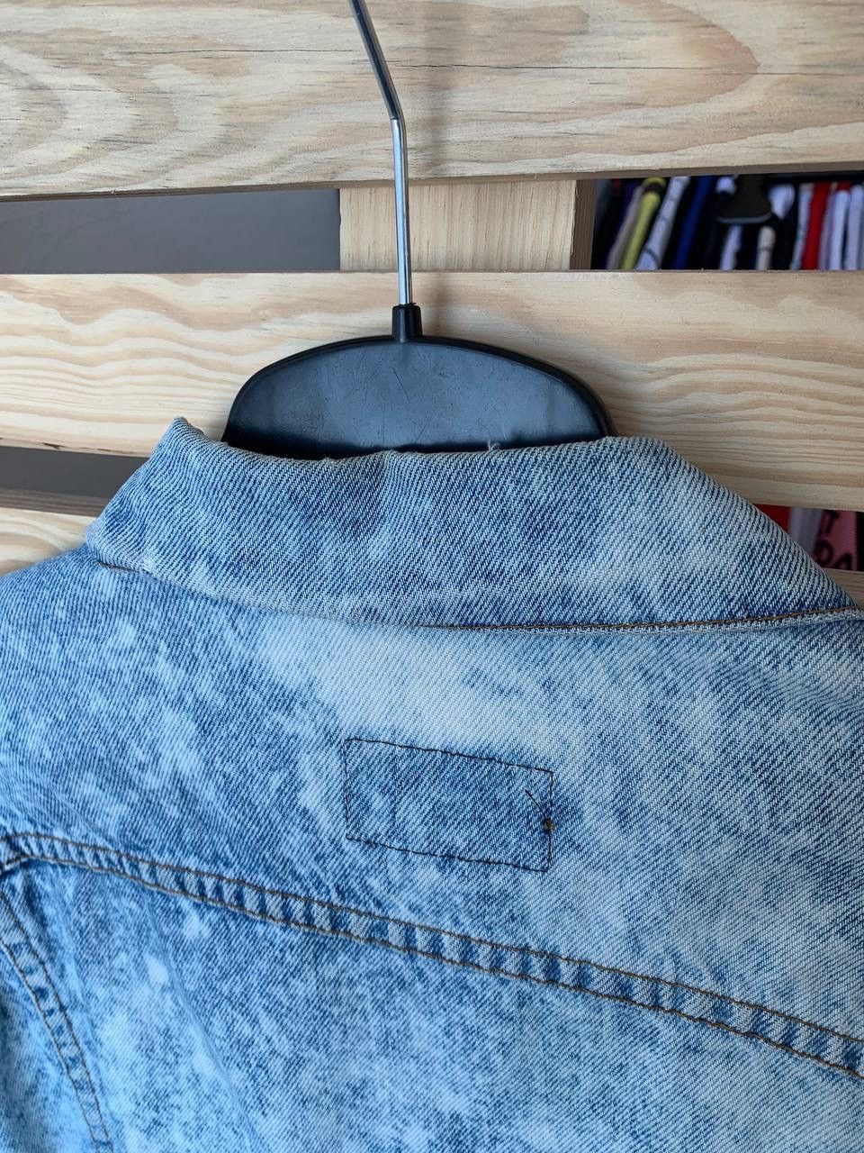 Levi's × Levi's Vintage Clothing Vintage Levi’s Denim Jacket Washed Distressed Size M Size US M / EU 48-50 / 2 - 20 Thumbnail