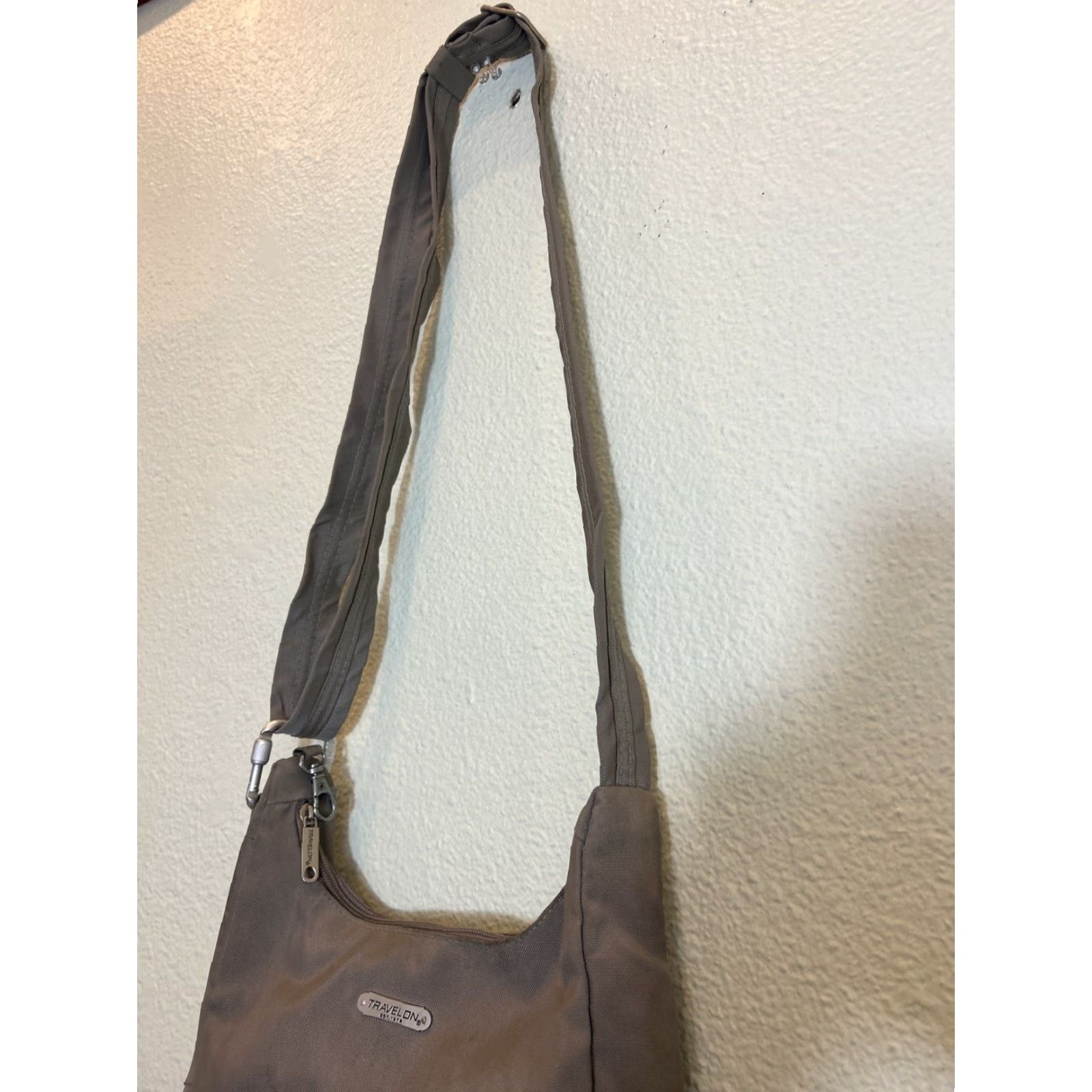Vintage Travelon Crossbody Bag Women Beige Nylon 10.5x10x2.5" Travel Stains Medium Child? Wait Size ONE SIZE - 6 Thumbnail