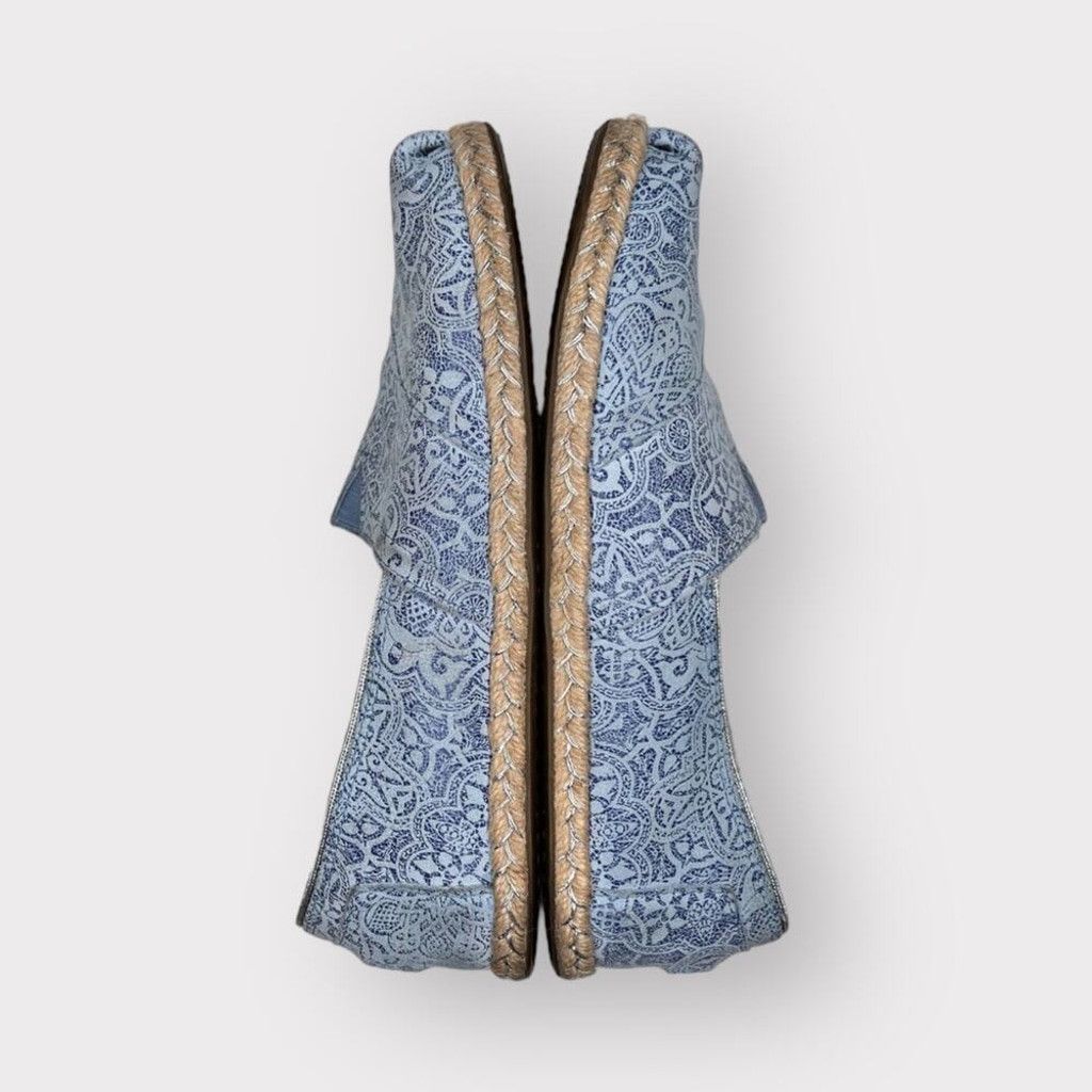 Toms Toms Womens 6.5 Espadrille Loafers Floral Lace Shoes Blue Size US 6.5 / IT 36.5 - 3 Thumbnail
