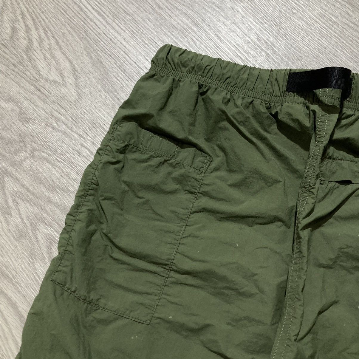 Gramicci Vintage Gramicci Nylon Utility Shortpants Outdoor Green Army Size US 27 - 9 Thumbnail