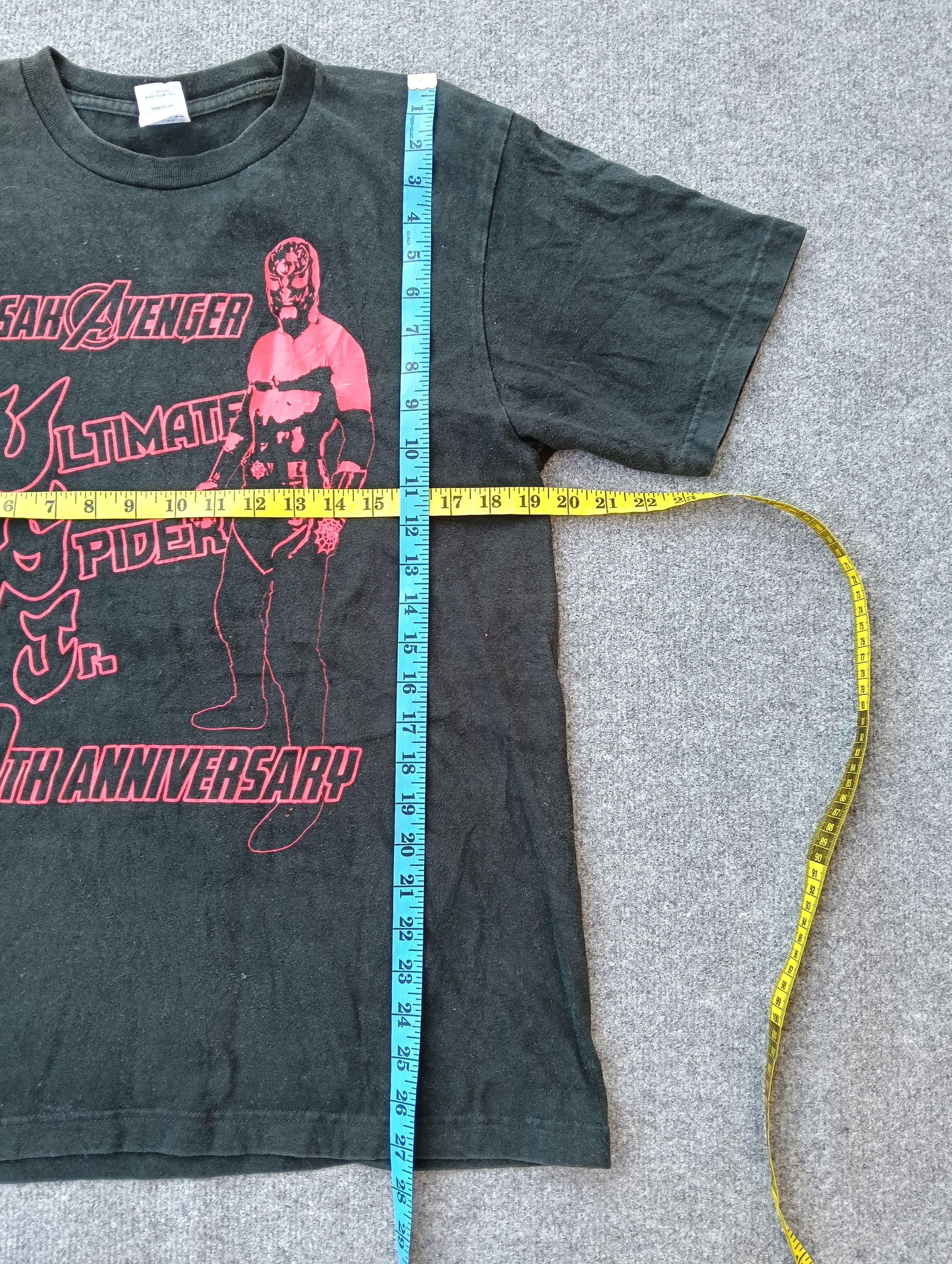 WWF Mask Ultimate spider wrestling black fade tee. Size US M / EU 48-50 / 2 - 3 Thumbnail