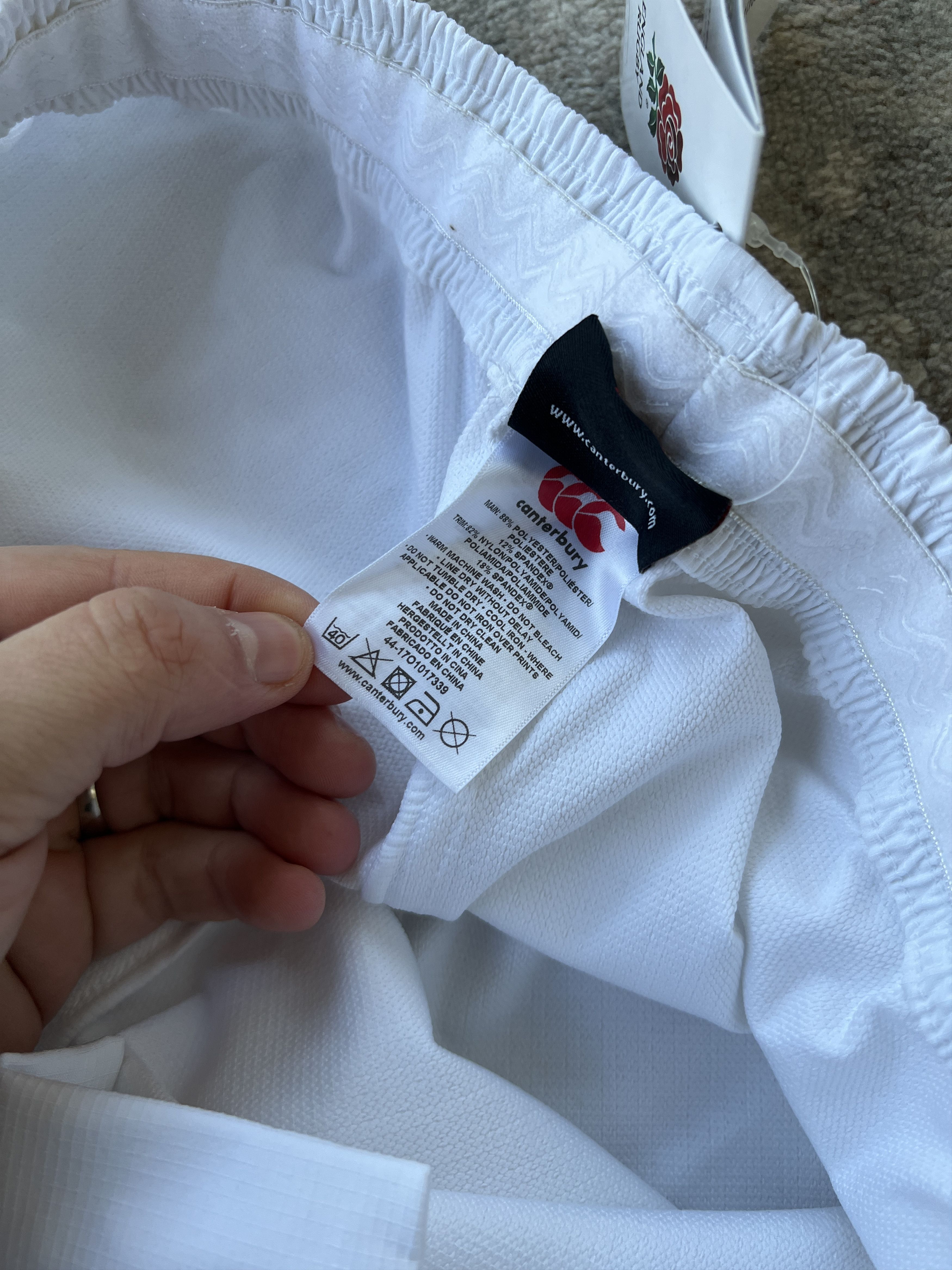 Canterbury of New Zealand Canterbury O2 England Rugby Shorts Size US 40 / EU 56 - 7 Thumbnail
