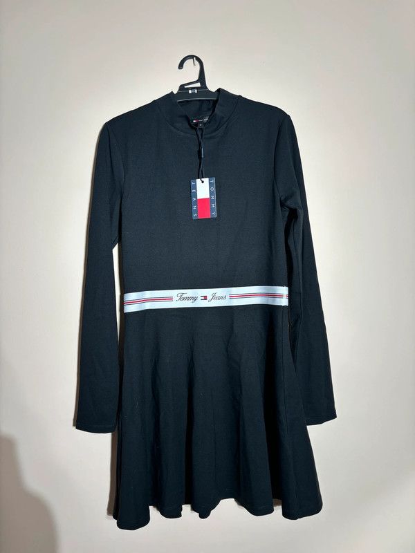 Tommy Hilfiger Tommy Hilfiger Flare Dress Size M / US 6-8 / IT 42-44 - 1 Thumbnail