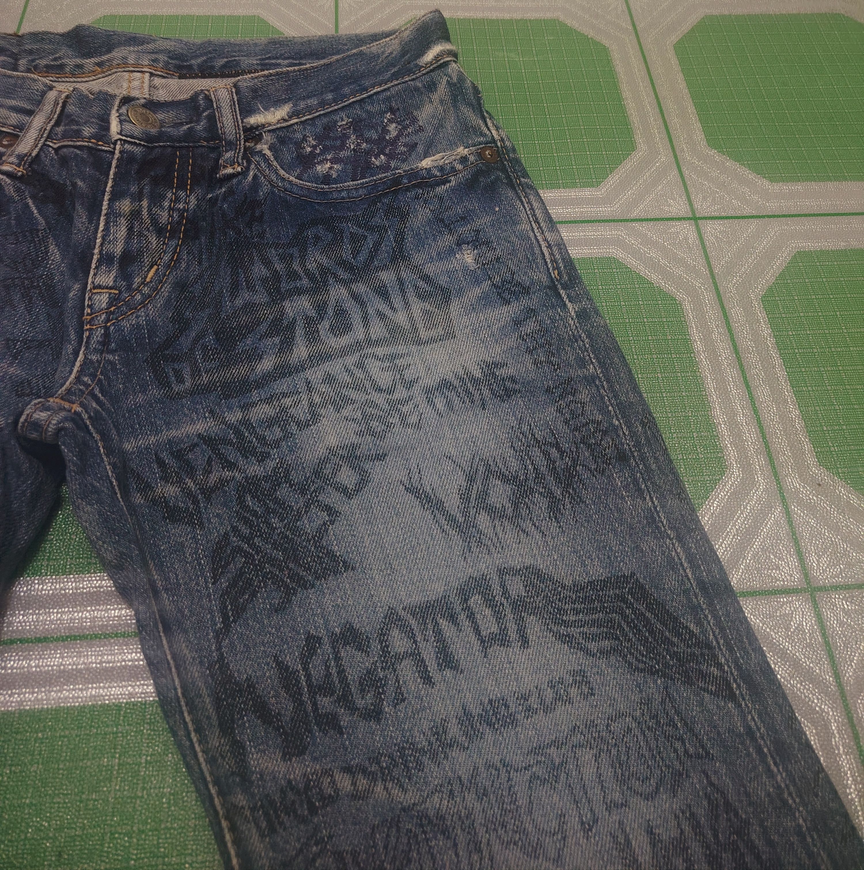 Hysteric Glamour Rare!! Hysteric Glamour skinny jeans Metal Rock Full Printed Size 26" / US 2 / IT 38 - 6 Thumbnail