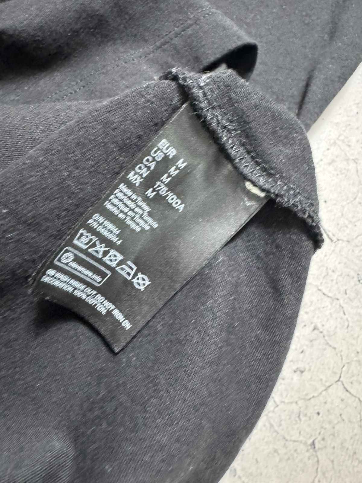 H&M × Kenzo Kenzo x H&M Jungle Paris Tiger Black Big Logo Size US M / EU 48-50 / 2 - 7 Thumbnail