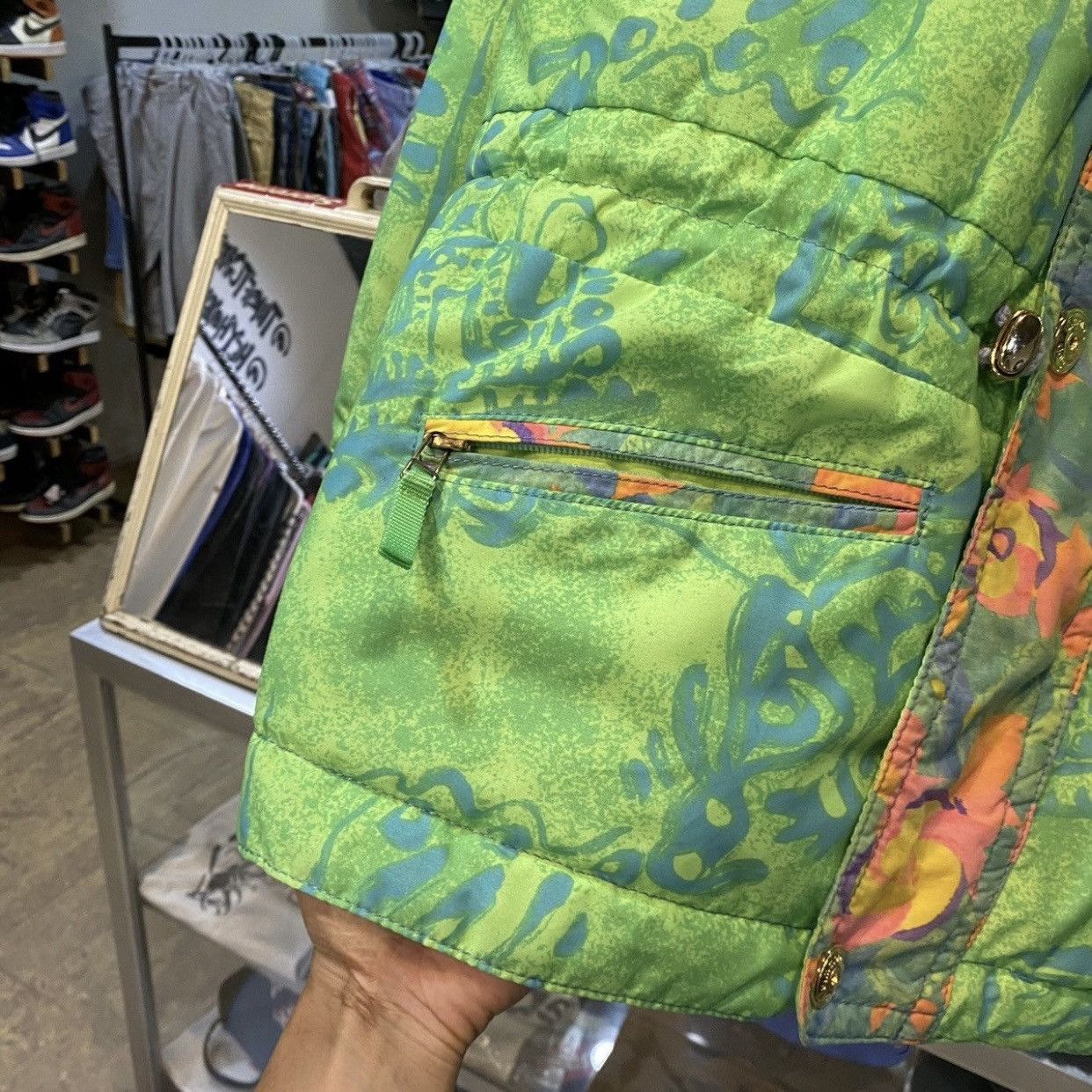 Goldwin Vintage 90s Goldwin All-Over Print Ski Jacket Neon Green Size US L / EU 52-54 / 3 - 12 Thumbnail