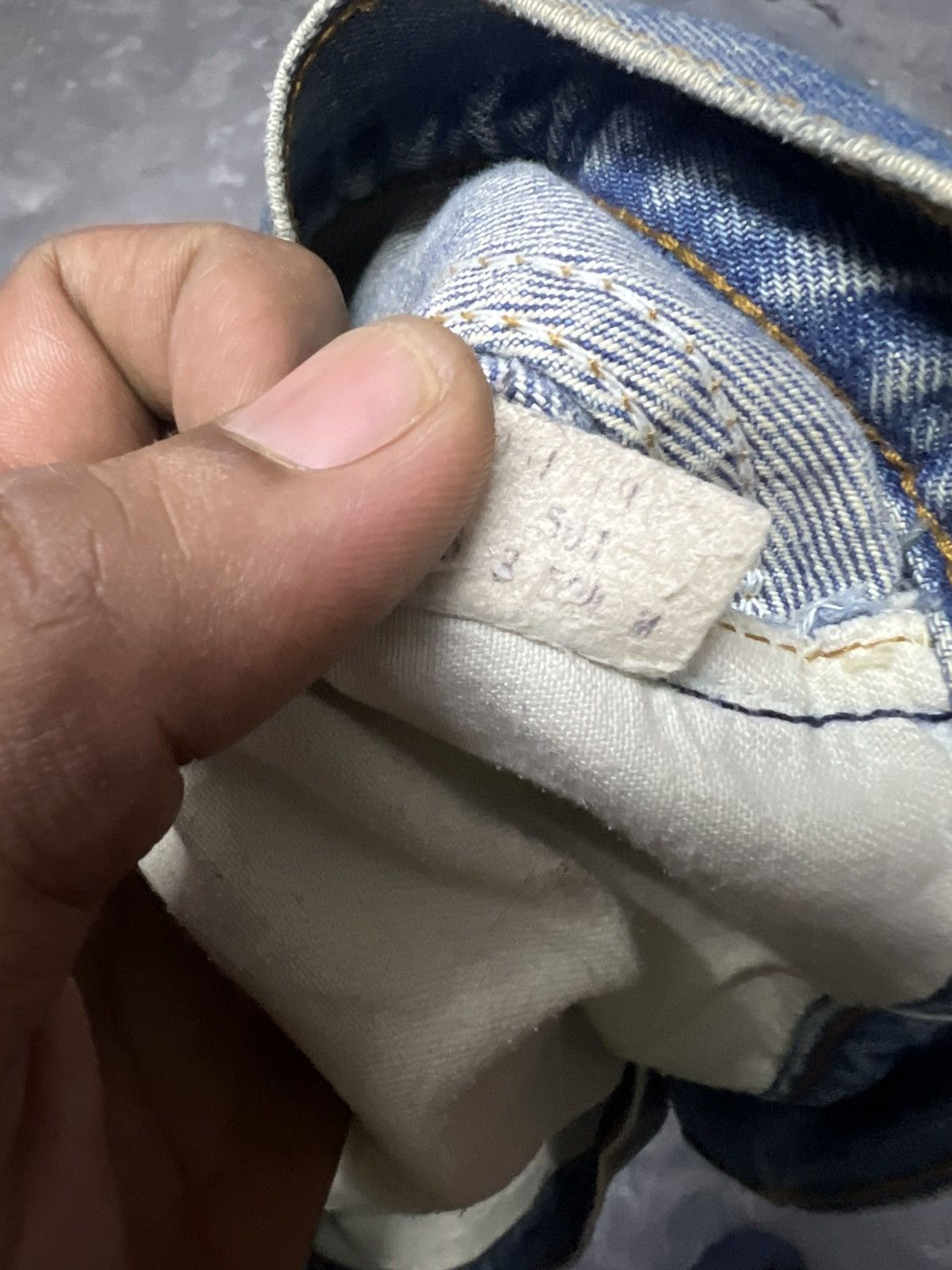 Levi's Vintage Clothing VINTAGE 501 REDLINE (RINDEM) RIPPED DISTRESSED DENIM PANT Size US 38 / EU 54 - 9 Thumbnail