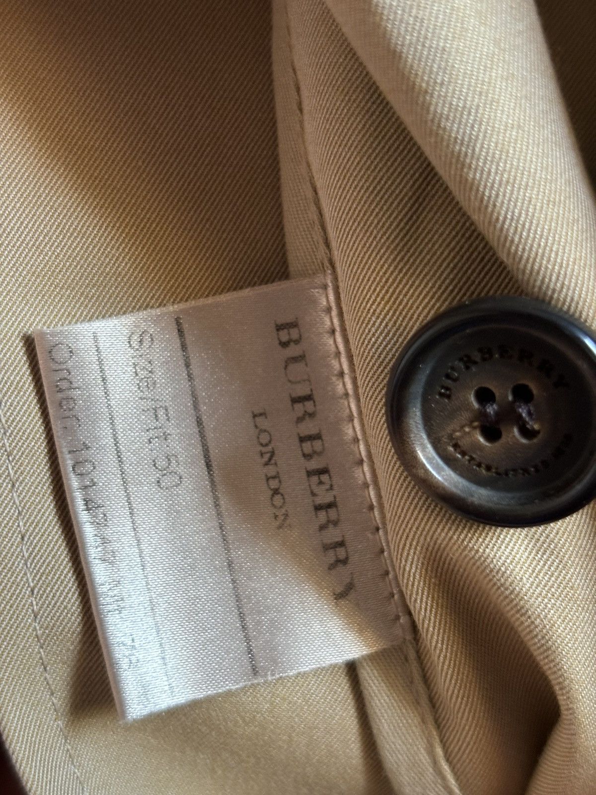 Burberry Burberry Westminster Heritage Trench Coat Size US M / EU 48-50 / 2 - 9 Thumbnail