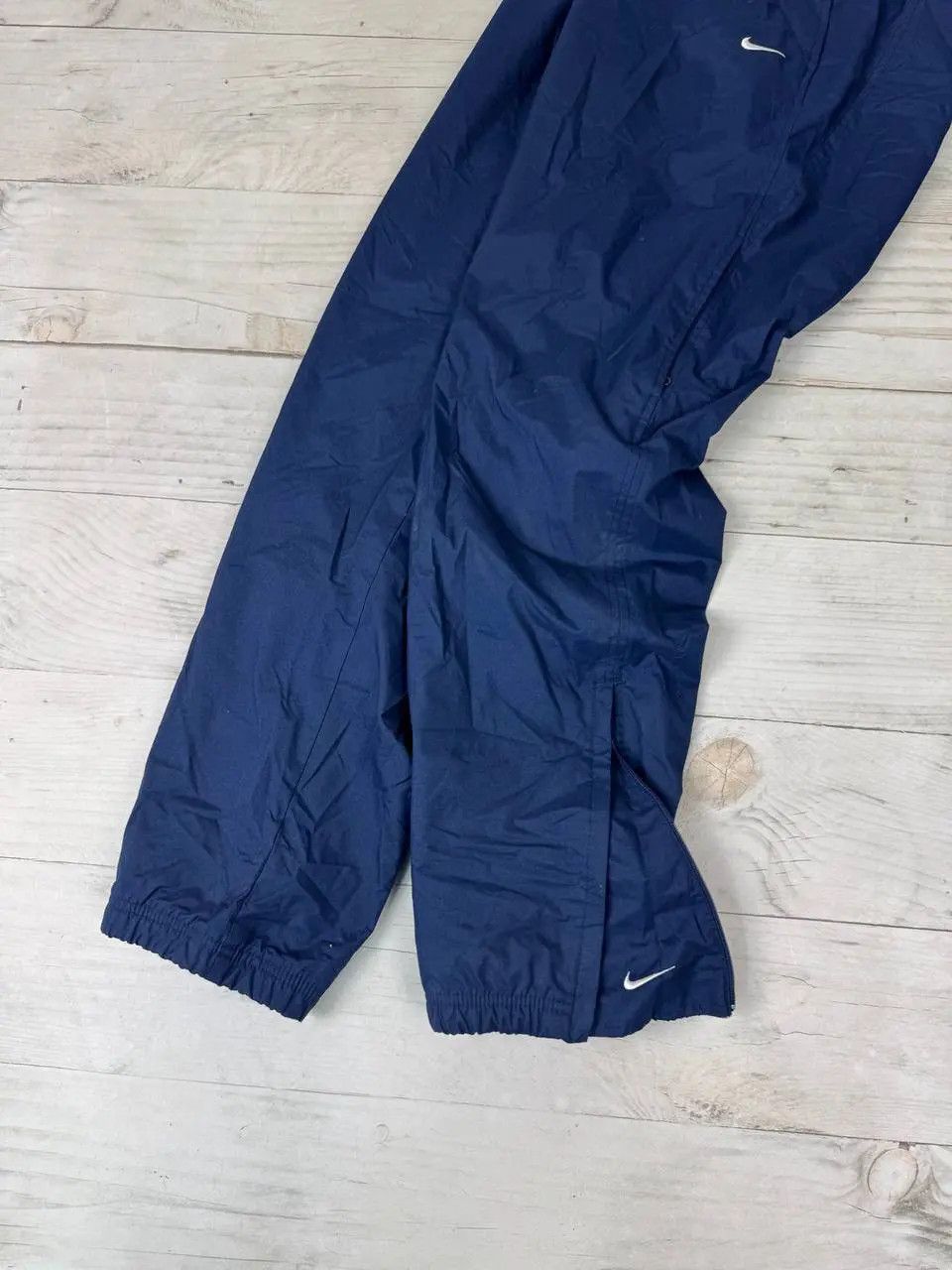 Nike Vintage Nike Track Pants 00s Swoosh Nylon Drill Y2K Size US 30 / EU 46 - 4 Thumbnail
