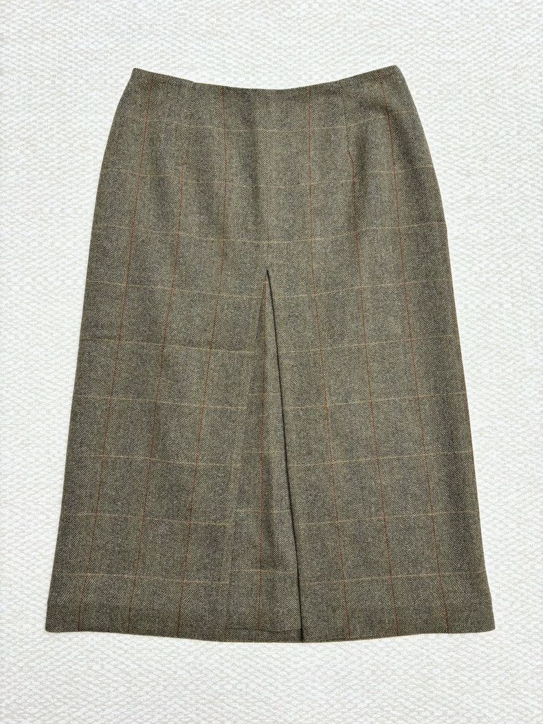 Loro Piana LORO PIANA A woolen skirt Size 25" / US 0 / IT 36 - 1 Thumbnail