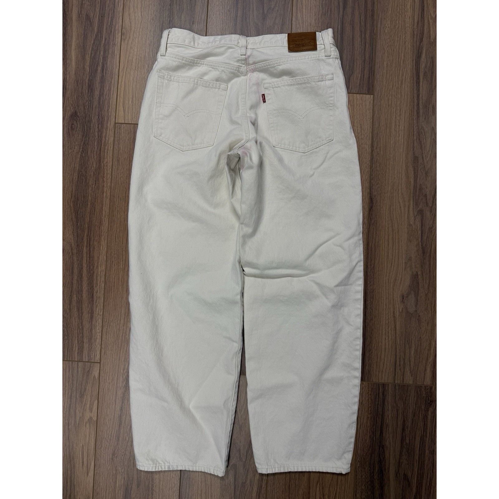 Levi's Levi's Premium Womens Baggy Dad Jeans Size 30 White (32x30) Size 30" / US 8 / IT 44 - 2 Thumbnail