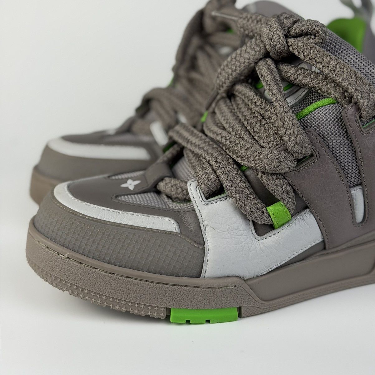 Louis Vuitton Louis Vuitton Skate Grey Green Size US 7.5 / EU 40-41 - 5 Thumbnail