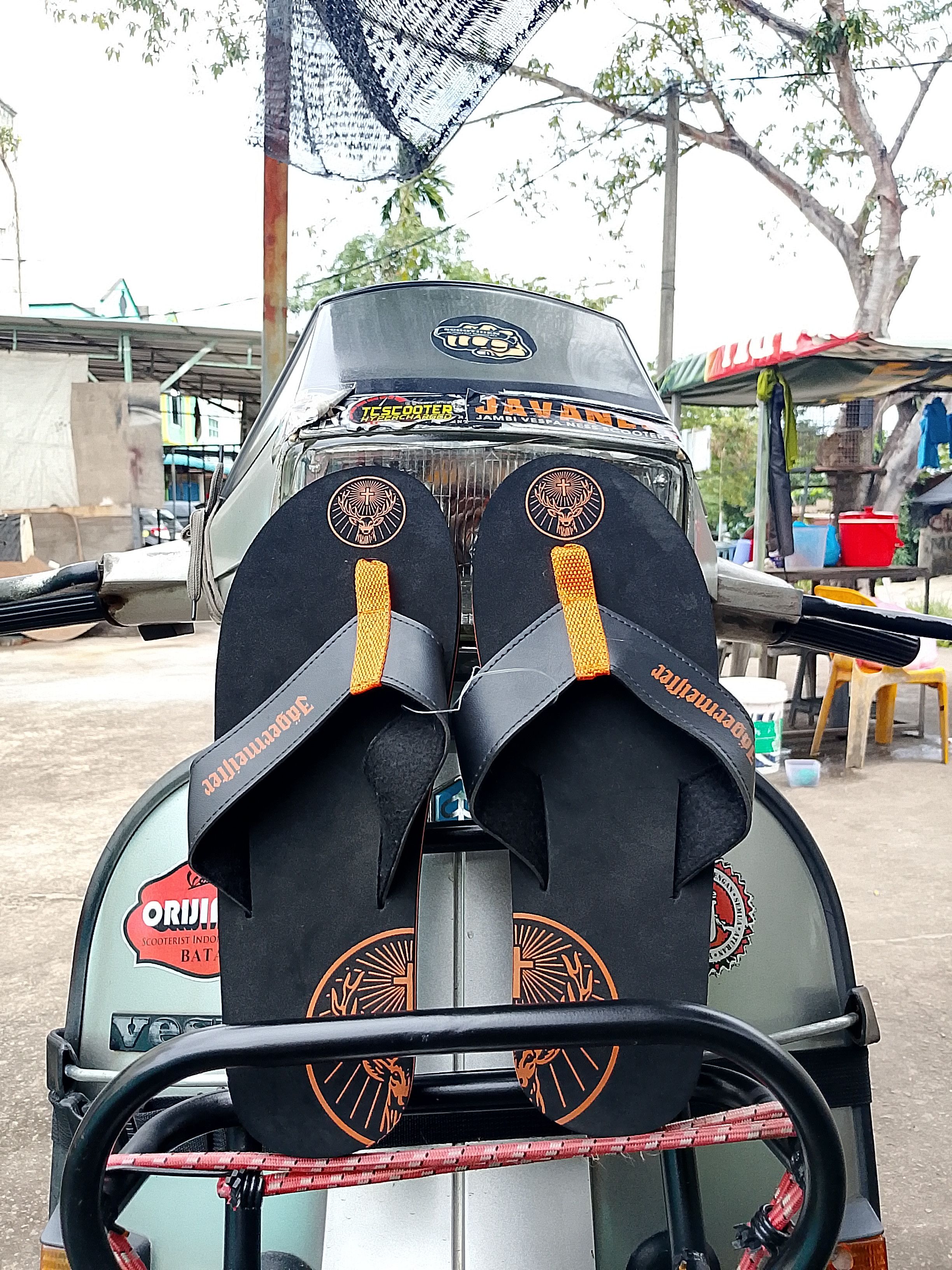Jagermeister 💥 a pair of Jägermeister-branded flip-flops Size 42 - 1 Thumbnail