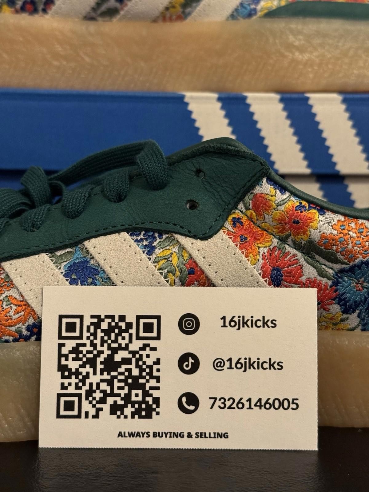 Adidas Size 9.5 - Liberty London x adidas Sambae Floral Size US 9.5 / IT 39.5 - 2 Thumbnail