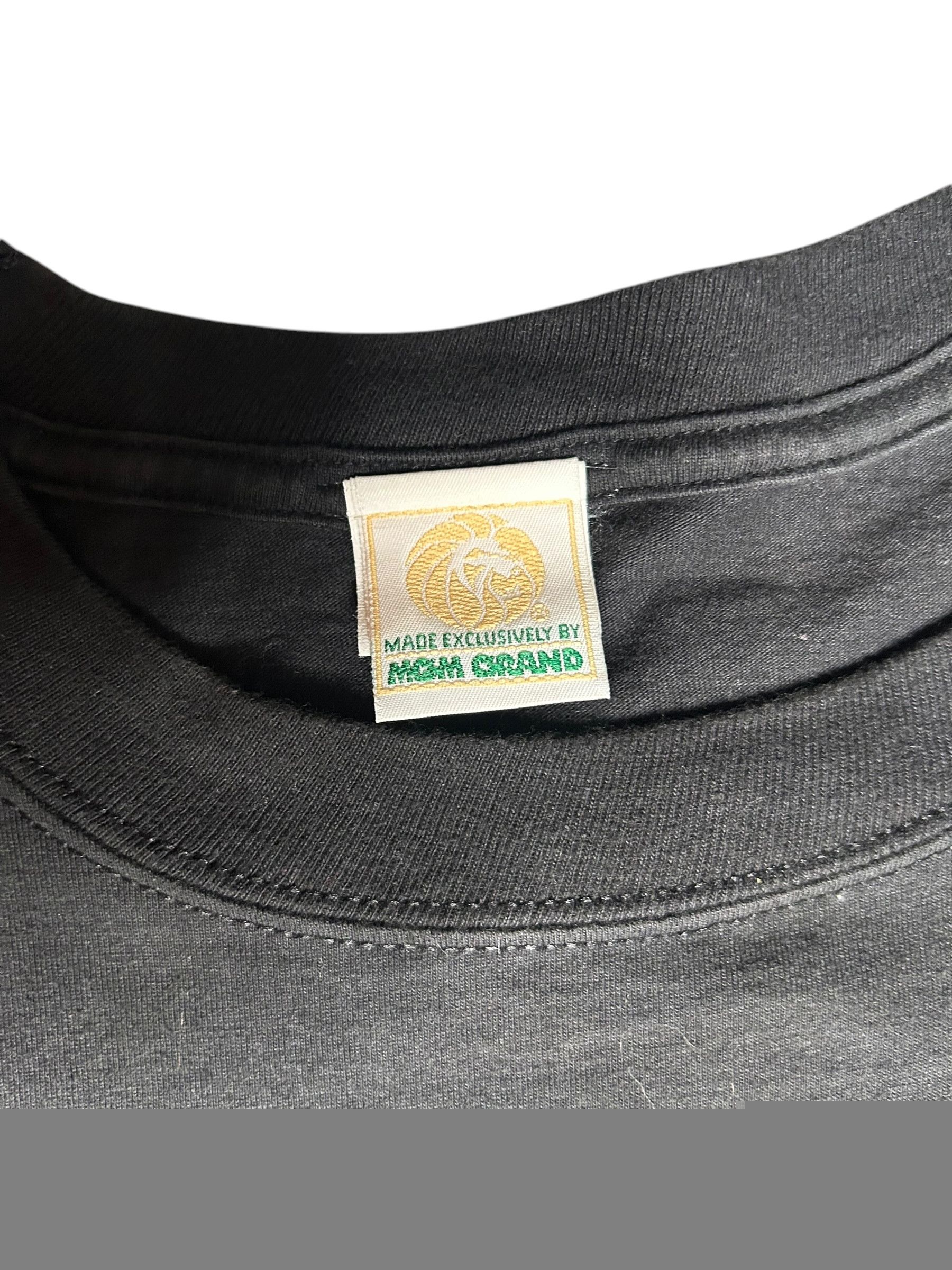 Vintage RARE Vintage 90s MGM Grand Casino Las Vegas T-Shirt Size US XL / EU 56 / 4 - 4 Thumbnail