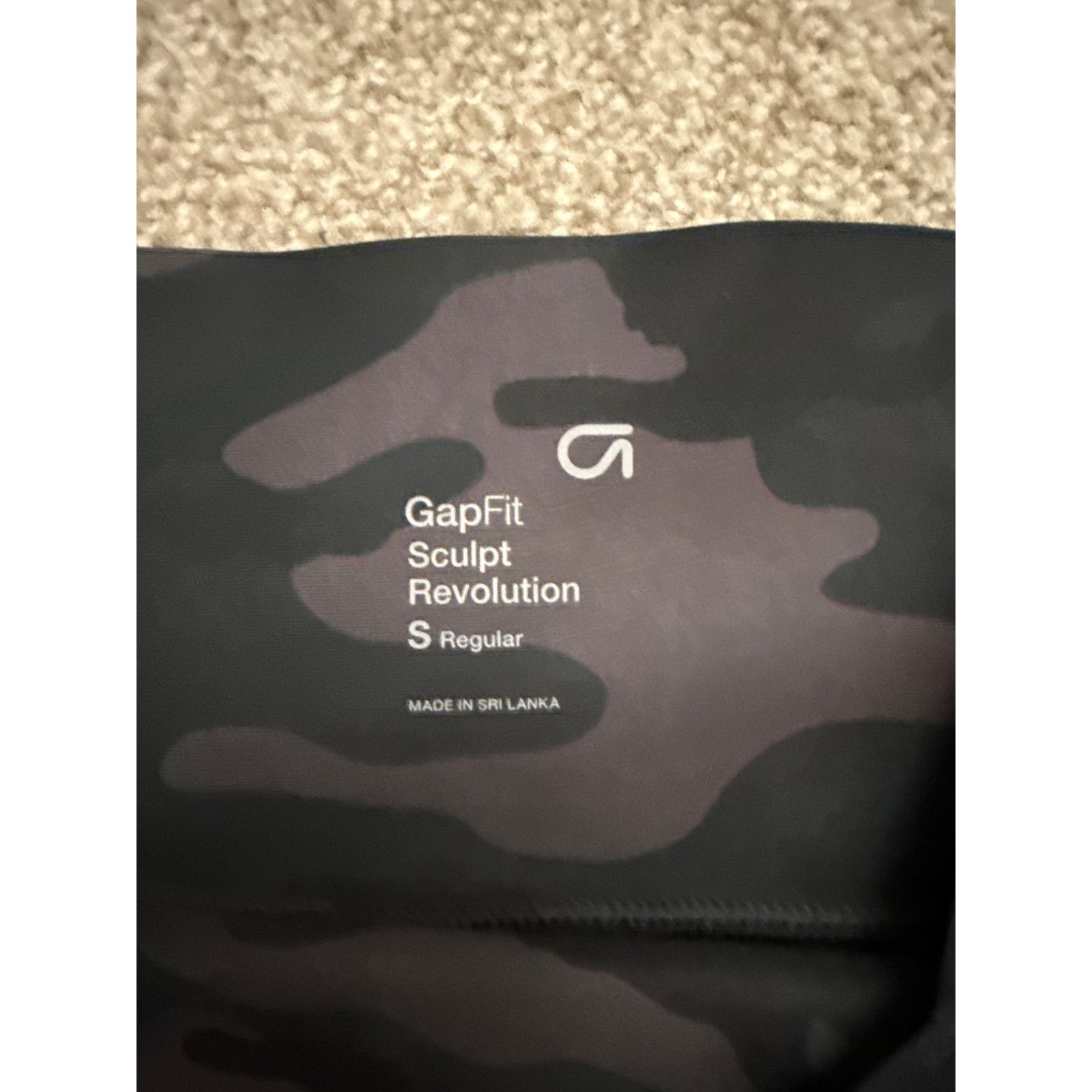 Gap GAP Fit Sculpt Technology Compression Workout Shorts (4), S Size 27" / US 4 / IT 40 - 12 Thumbnail