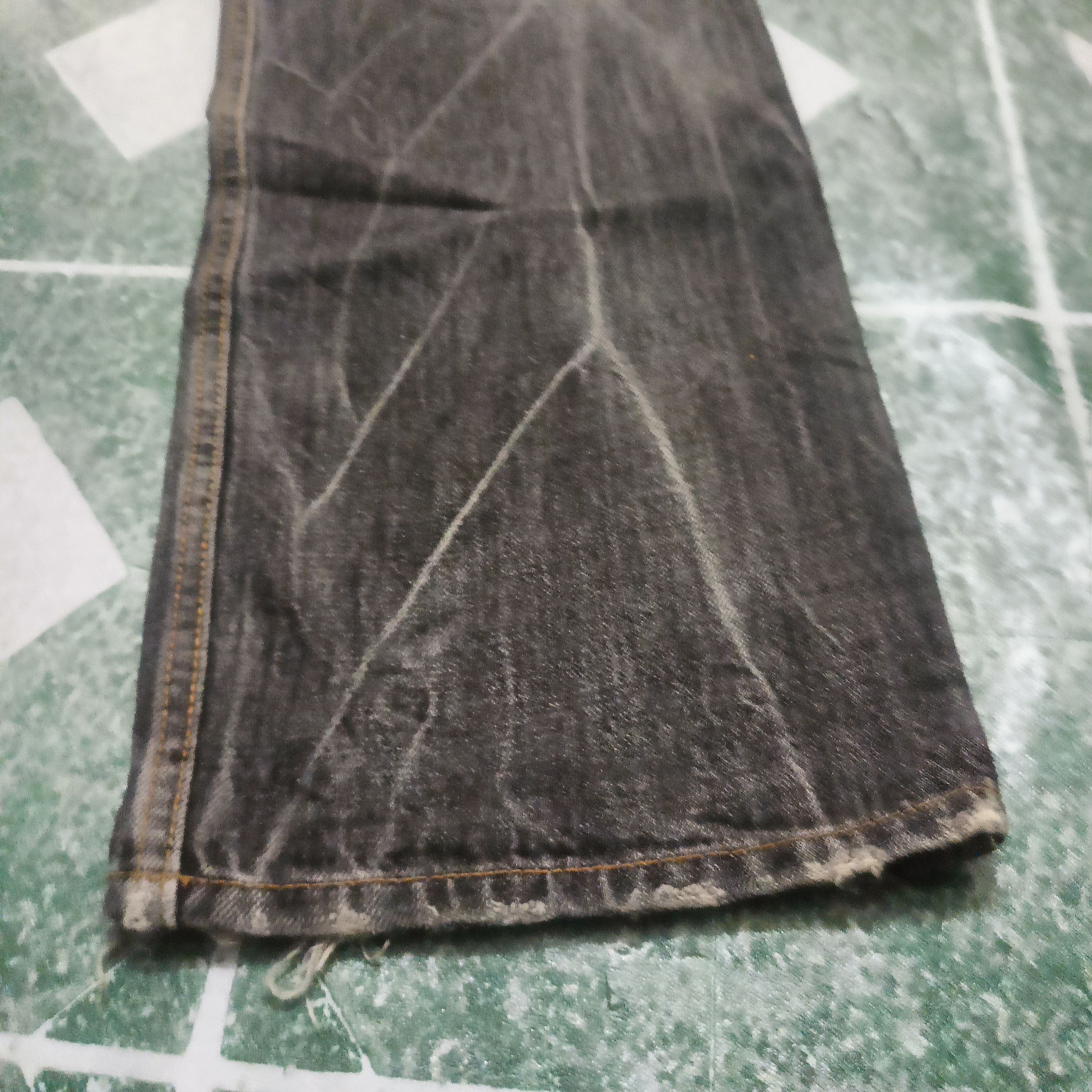 Who Decides War Japanese Black Jeans Oniarai Flared Jeans Distressed Size US 31 - 4 Thumbnail
