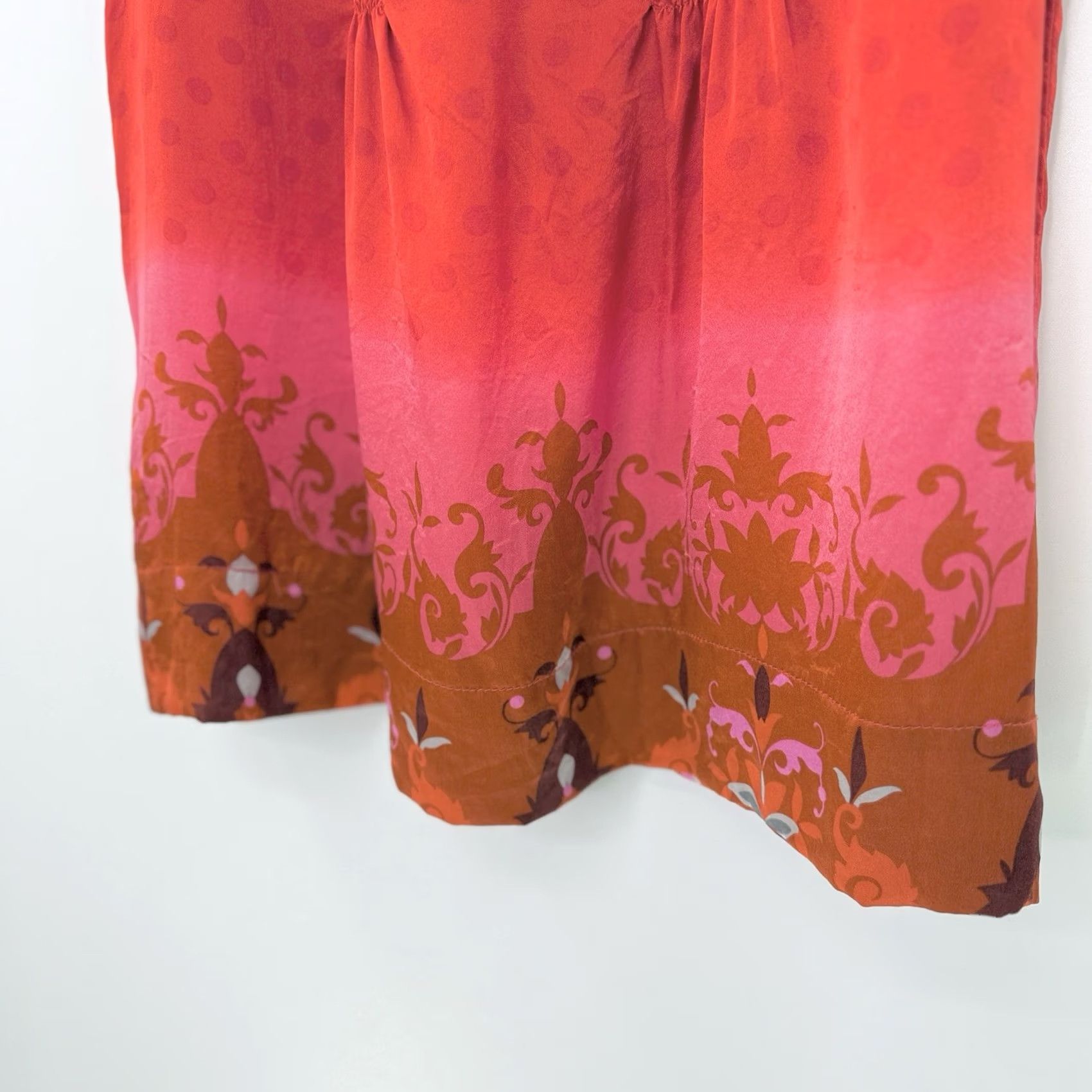 Vintage CAbi Top Womens M Red True Love Tank Sleeveless Floral Silk Pleated Preppy Size M / US 6-8 / IT 42-44 - 4 Thumbnail
