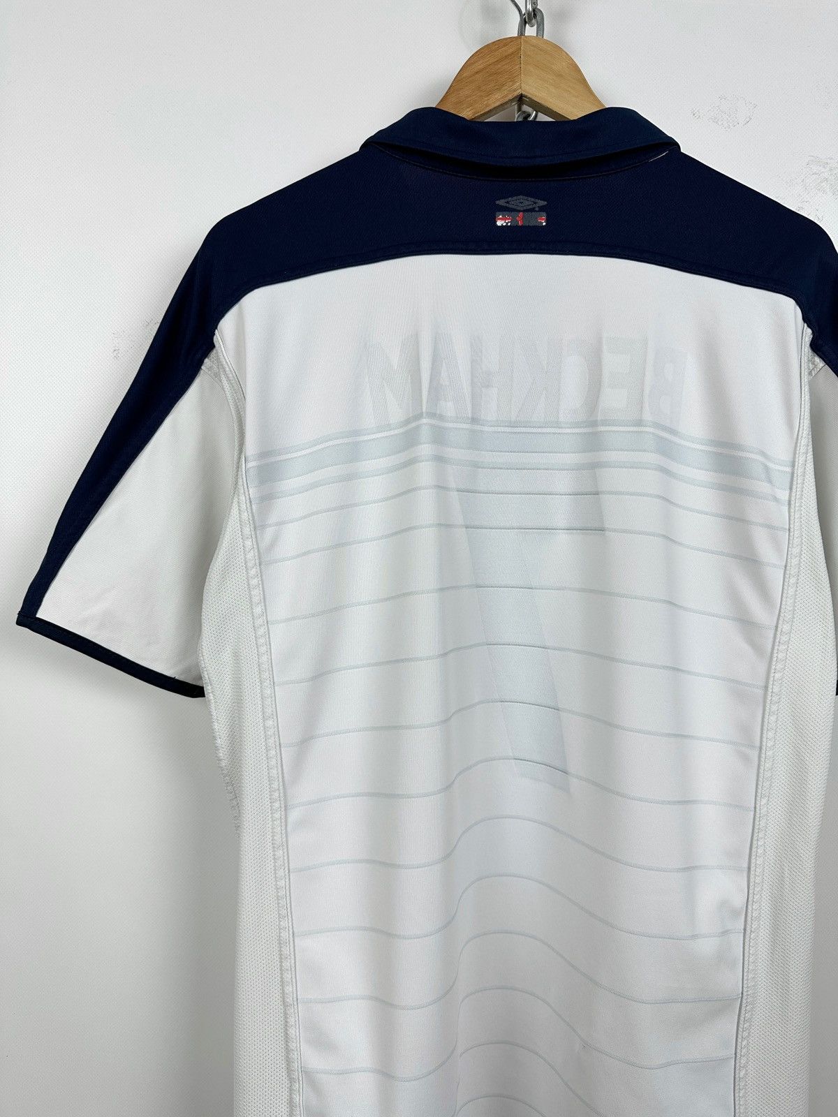 Umbro 2004 Umbro England David Beckham World Cup Soccer Jersey Size US L / EU 52-54 / 3 - 22 Thumbnail