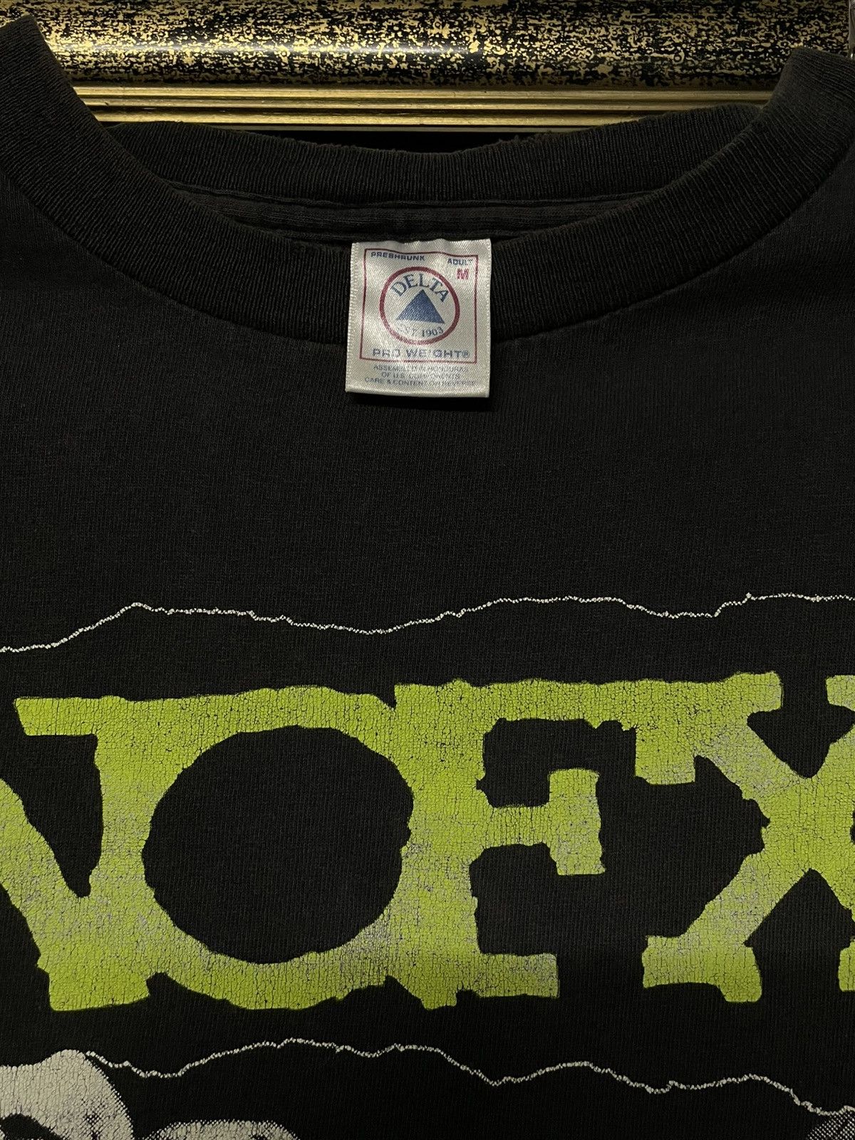Vintage Vintage Original 90s Nofx The Decline Sunfaded Trash Tshirt Size US M / EU 48-50 / 2 - 13 Thumbnail