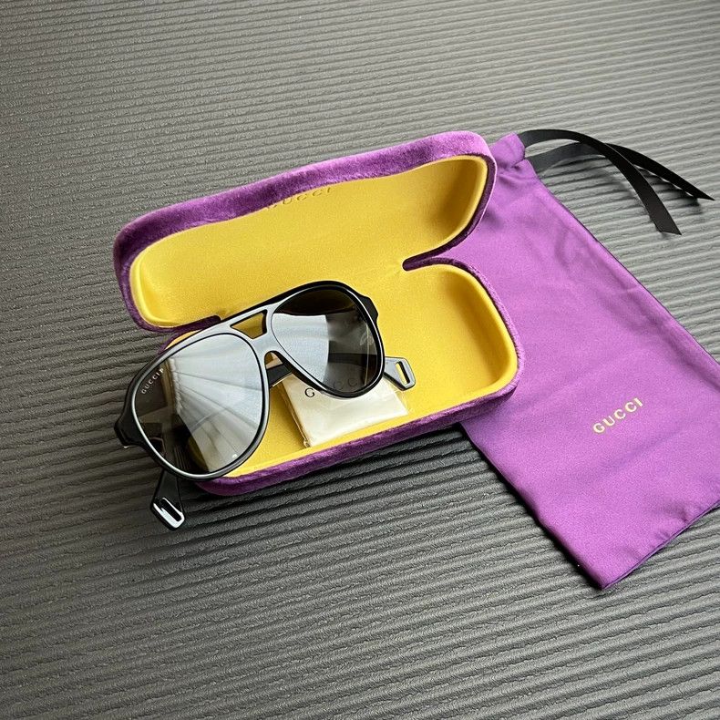 Gucci Gucci Sunglasses Size ONE SIZE - 1 Thumbnail