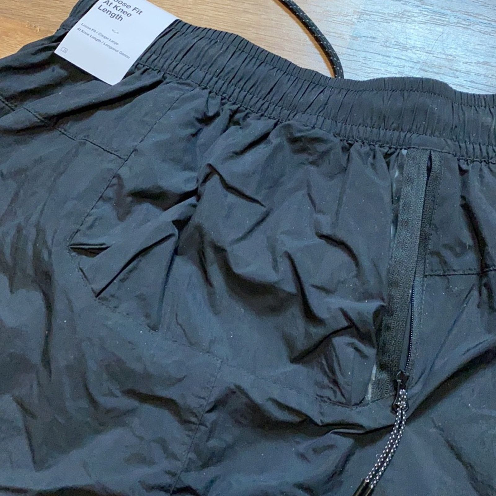 Nike Nike tech woven windbreaker cargo shorts Size US 30 / EU 46 - 11 Thumbnail
