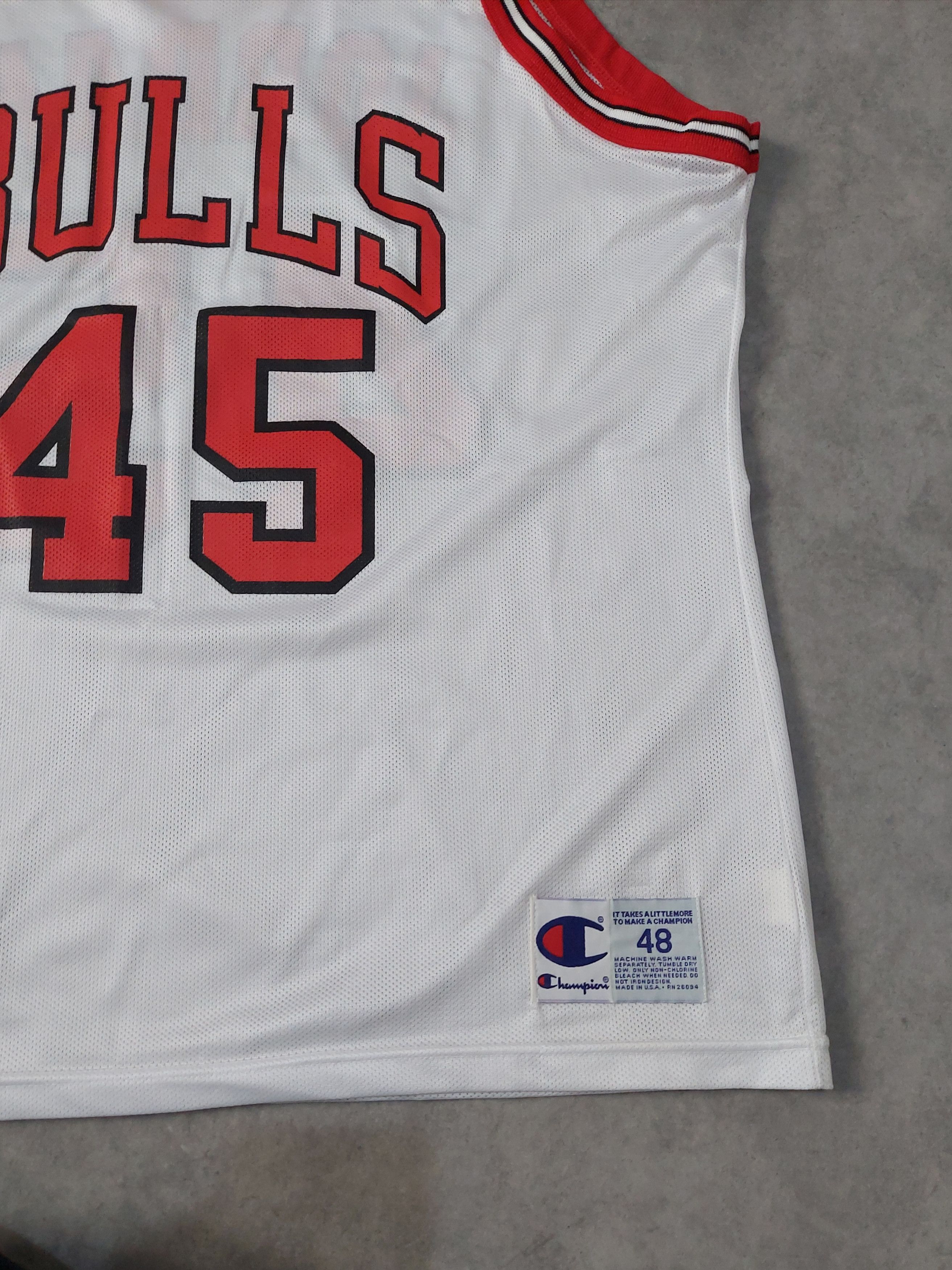 Champion Vintage Chicago Bulls Michael Jordan NBA Jersey ,size 48 Size US L / EU 52-54 / 3 - 11 Thumbnail