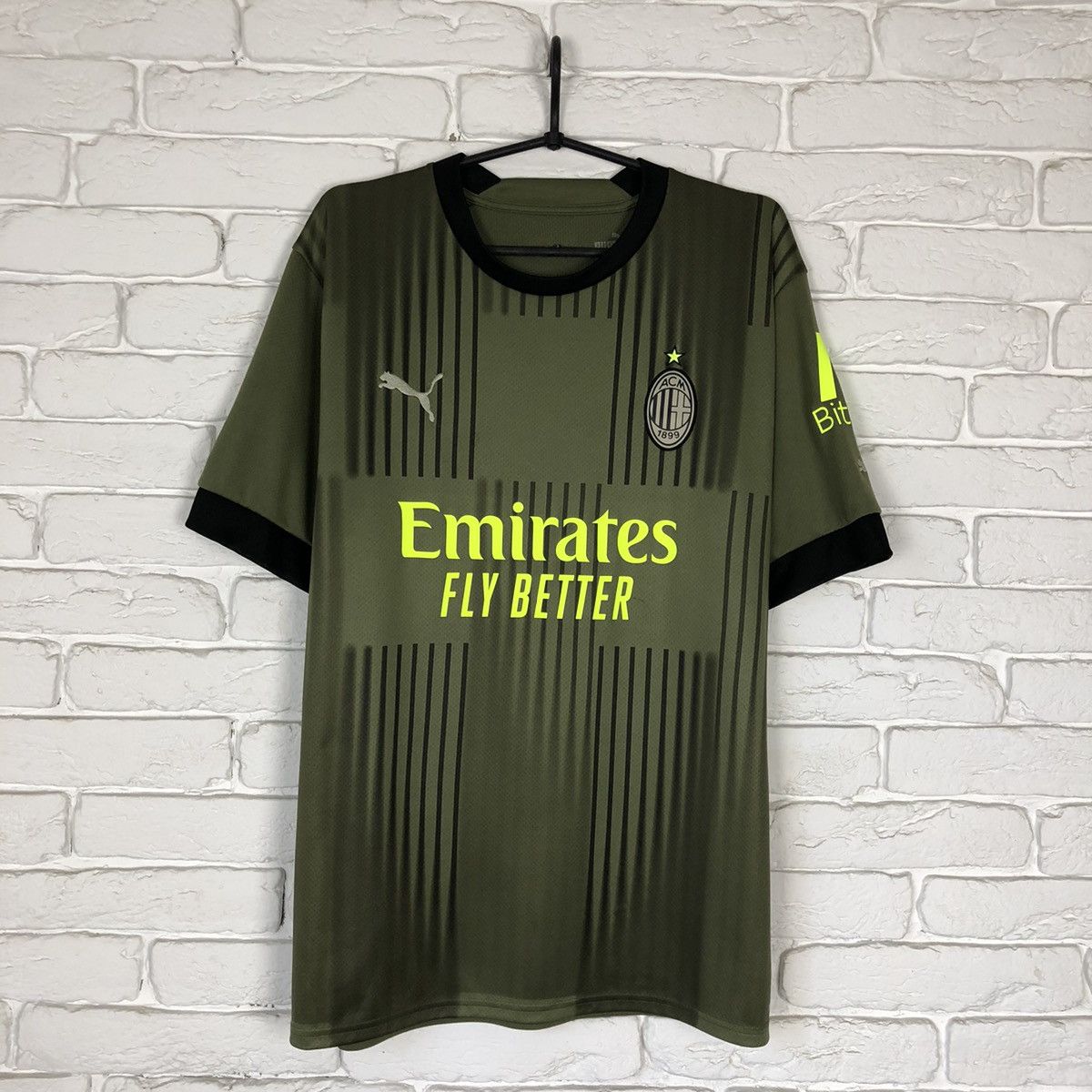 Puma AC Milan 2022 2023 third soccer jersey puma Size US XL / EU 56 / 4 - 1 Thumbnail