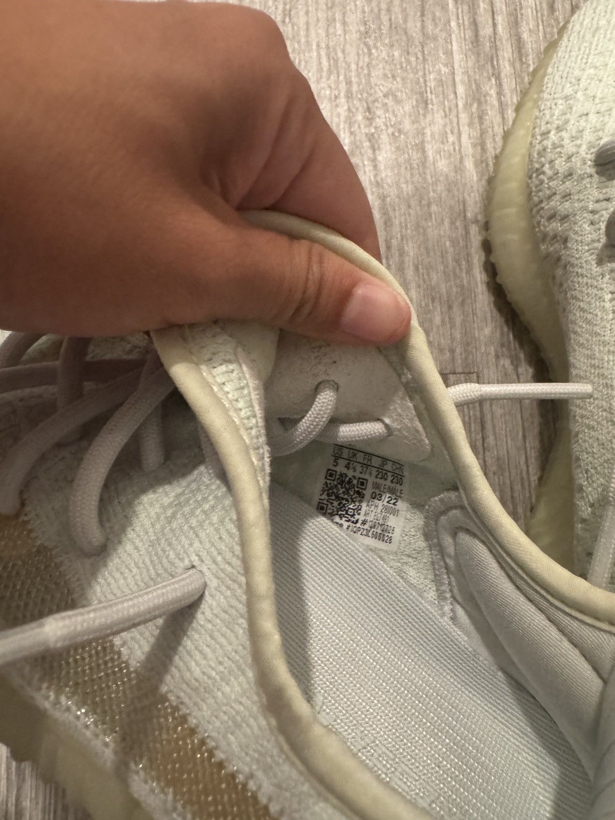 Adidas Adidas Yeezy Boost 350 v2 Hyperspace Size US 5 / EU 37 - 6 Thumbnail