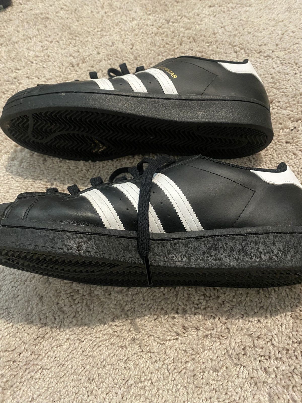 Adidas Adidas Superstar Size US 13 / EU 46 - 3 Thumbnail