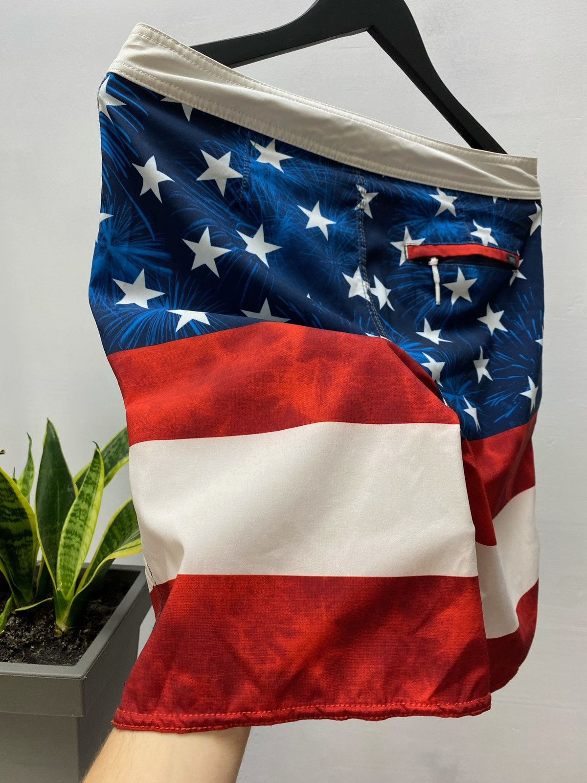 Vans × Vintage Vans Men’s Board Shorts American Flag Swim Size US 30 / EU 46 - 16 Thumbnail
