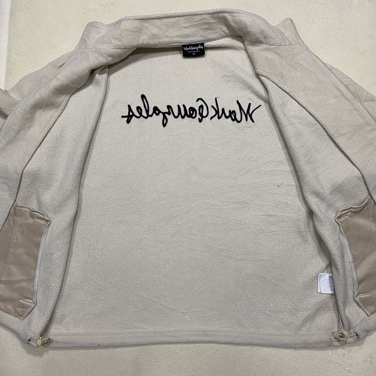 Japanese Brand MARK GONZALES Spellout Fleece Half Zipper Sweatshirt Size US XL / EU 56 / 4 - 11 Thumbnail