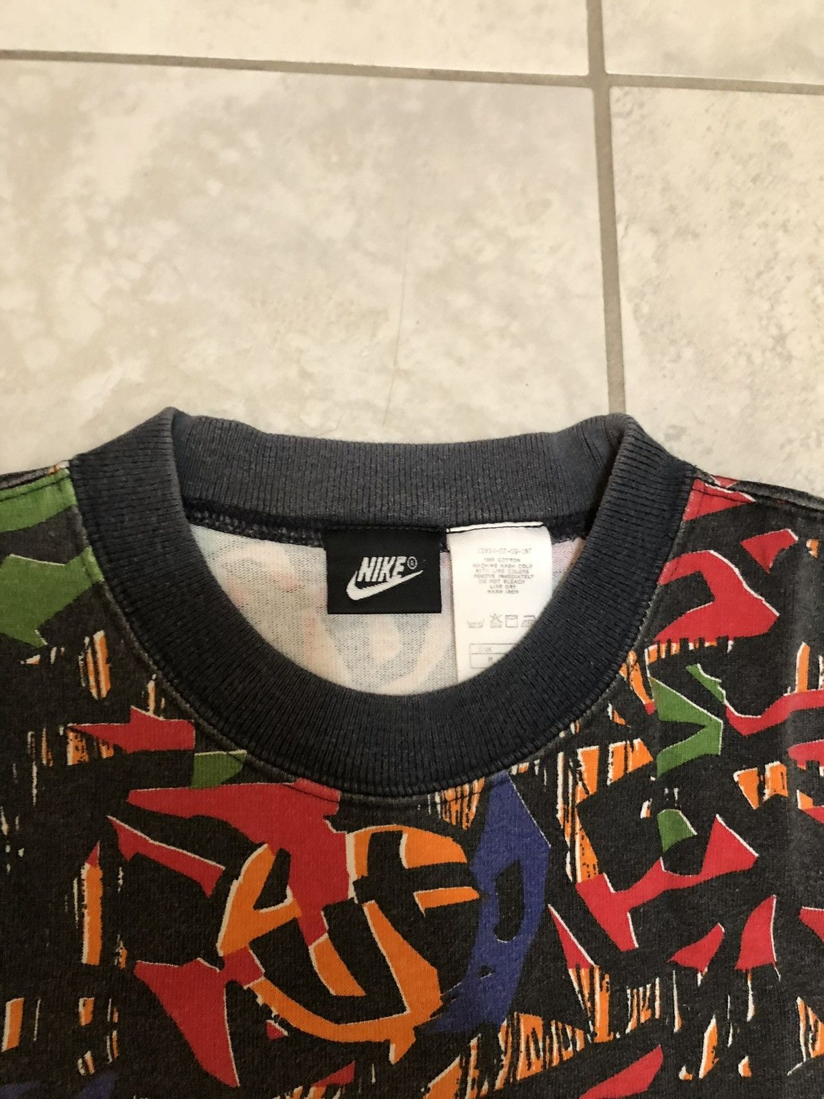 Jordan Brand Rare vintage 90s Nike Jordan geometric abstract art t shirt Size US M / EU 48-50 / 2 - 4 Thumbnail