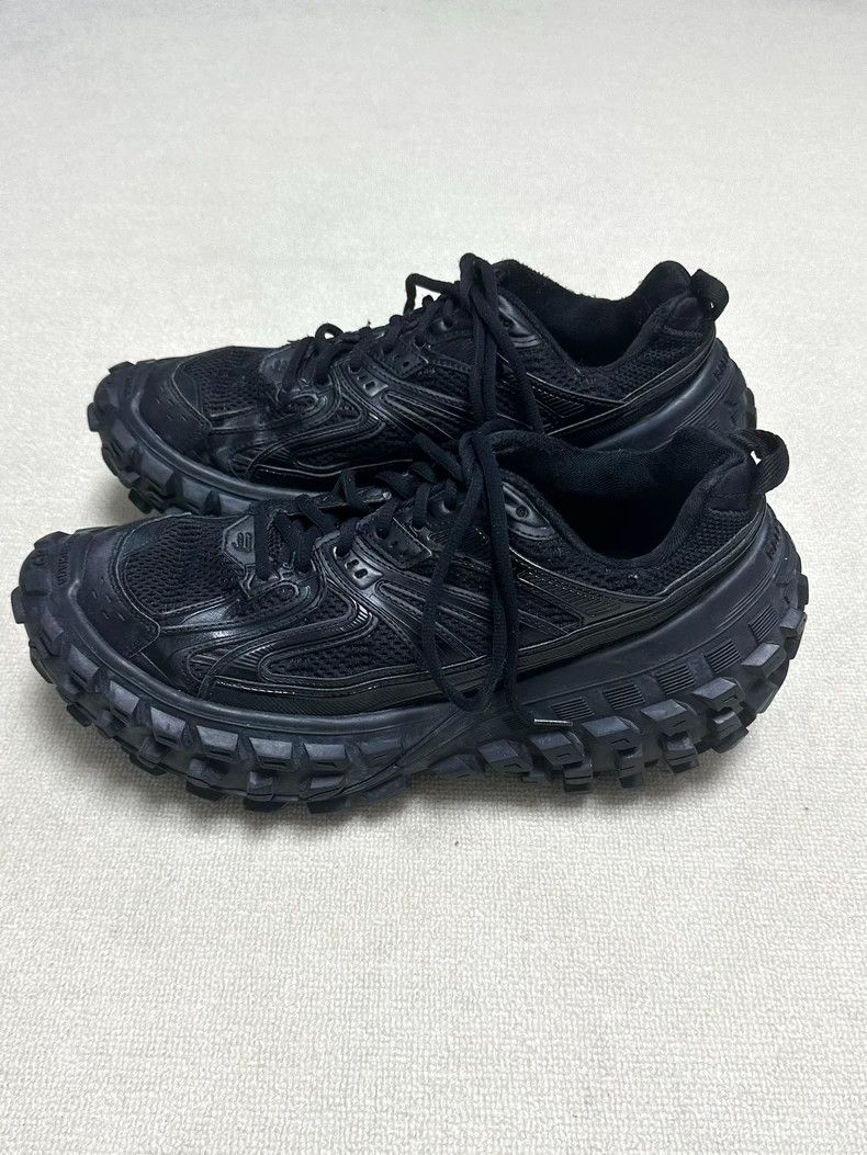 Balenciaga Balenciaga Tyre shoes 2502-Nextarrow Size US 9 / EU 42 - 1 Thumbnail
