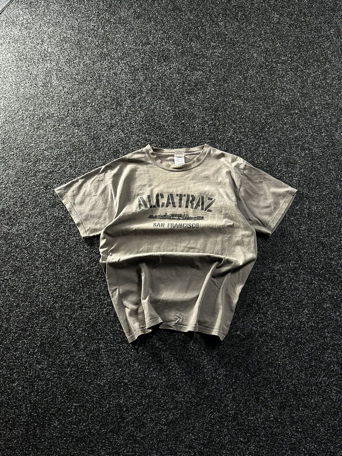 Vintage 🚨1990s Alcatraz United States Graphic Tee Prison ARHIVE Size US M / EU 48-50 / 2 - 1 Thumbnail