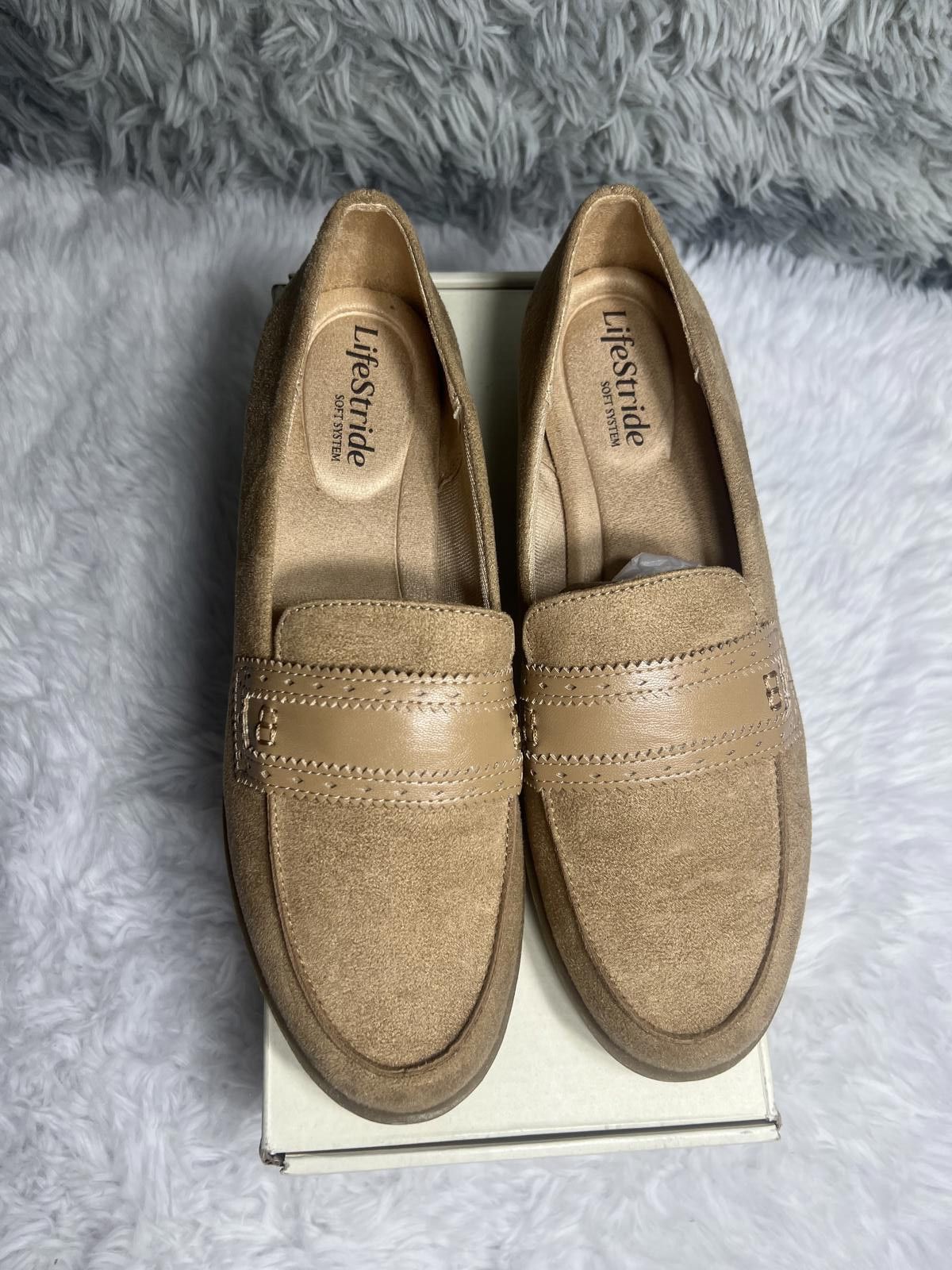 Other Lifesride Women's Tan Suede Loafers Size 8 Size US 9 / IT 39 - 3 Thumbnail