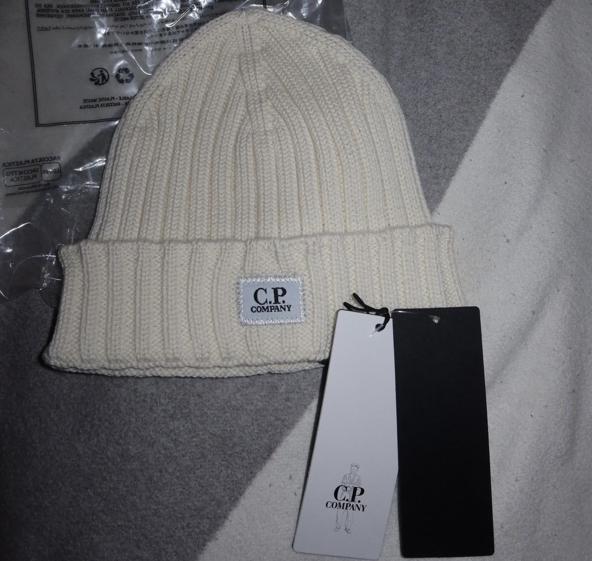 C.P. Company C. P. Company beige beanie hat Size ONE SIZE - 2 Thumbnail