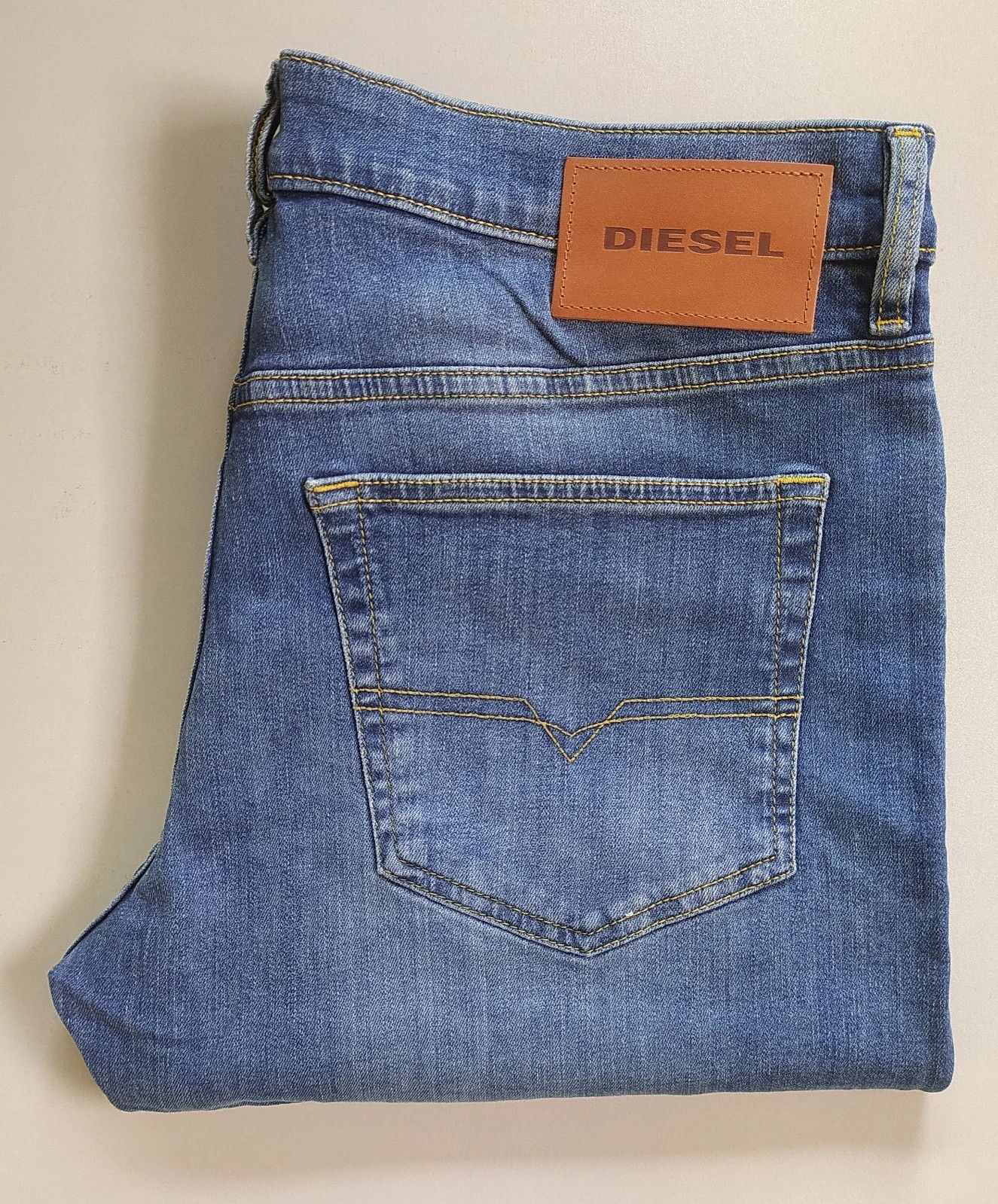 Diesel Diesel D-LUSTER L.30 MENS JEANS T/9951 Size US 33 - 1 Thumbnail