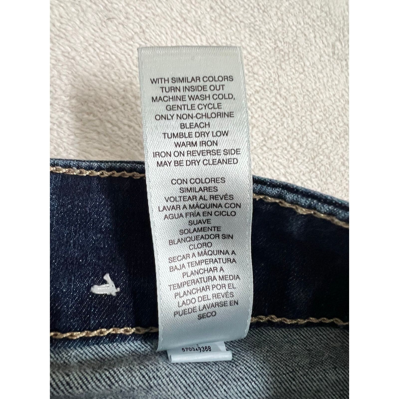 Chicos Chicos Mid-Rise Straight Leg Jean Size 2 Regular (US 12) Size 34" / US 12 / IT 48 - 6 Thumbnail
