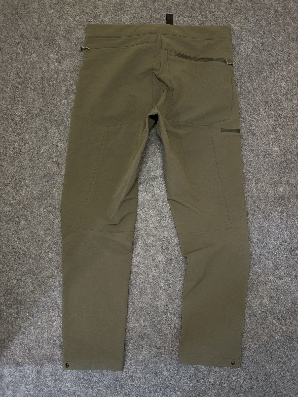 The North Face The North Face men's Summit Series hiking pants . Size US 33 - 2 Thumbnail