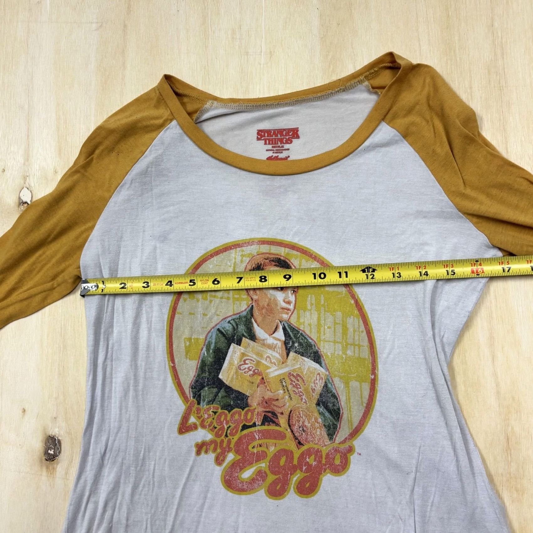 LEGO VINTAGE Stranger Things Shirt Womens Medium Eleven Leggo My Eggo 3/4 Raglan Baseball Tee Size M / US 6-8 / IT 42-44 - 5 Thumbnail