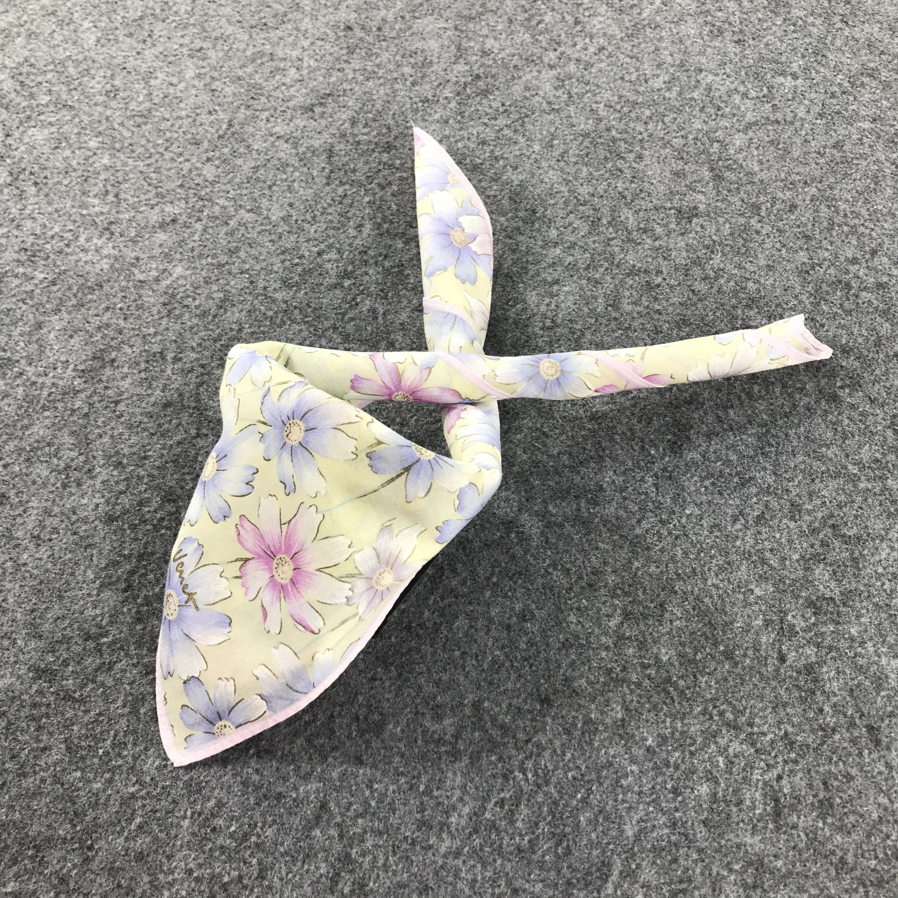 Vintage Philippe V Floral Handkerchief Neckerchief Bandana H118 Size ONE SIZE - 2 Thumbnail
