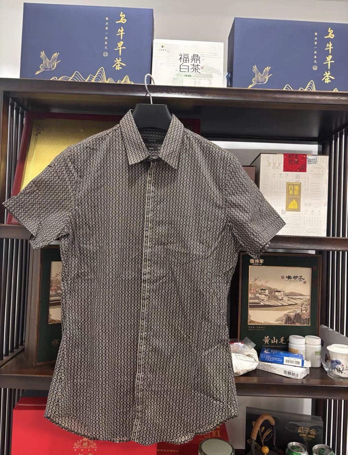 Gucci Gucci Short Sleeve Shirt J2 Size US XXS / EU 40 - 1 Thumbnail