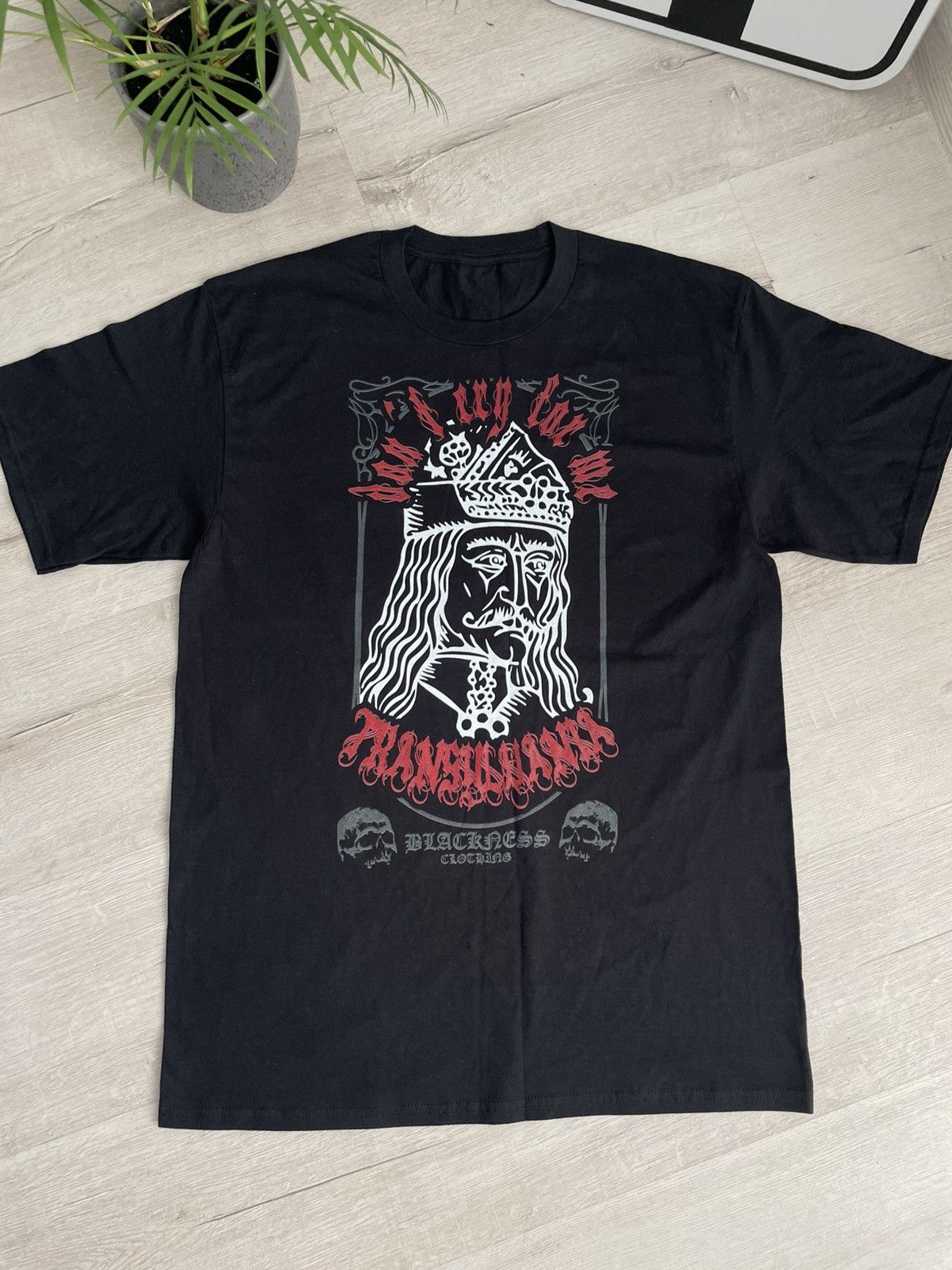 Vintage Rare Gothic Tee Vlad Tepes Dracula Horror Streetwear Y2k Size US XL / EU 56 / 4 - 3 Thumbnail