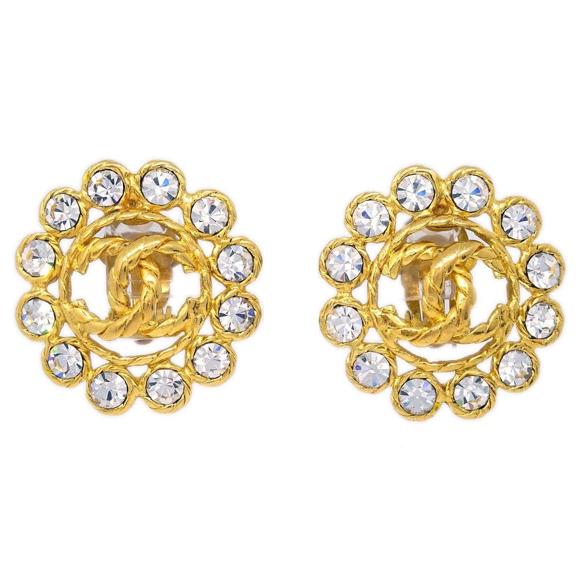 Chanel Chanel Vintage Round CC Clip-On Metal Size ONE SIZE - 1 Thumbnail